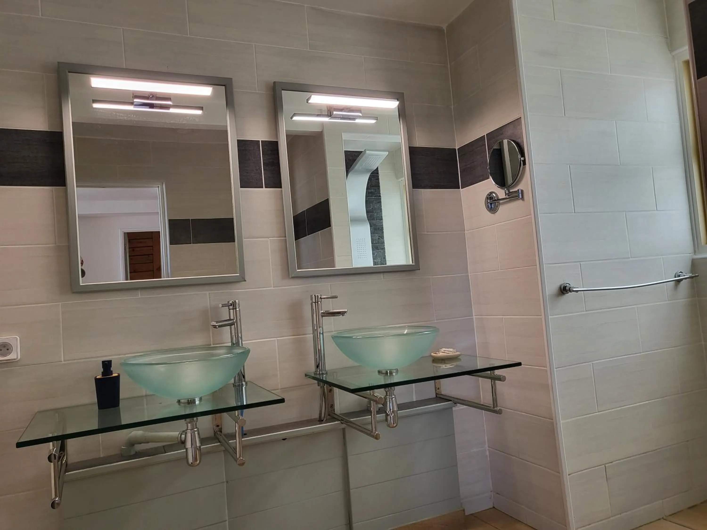 Bathroom in Hôtel Hamaha Beach