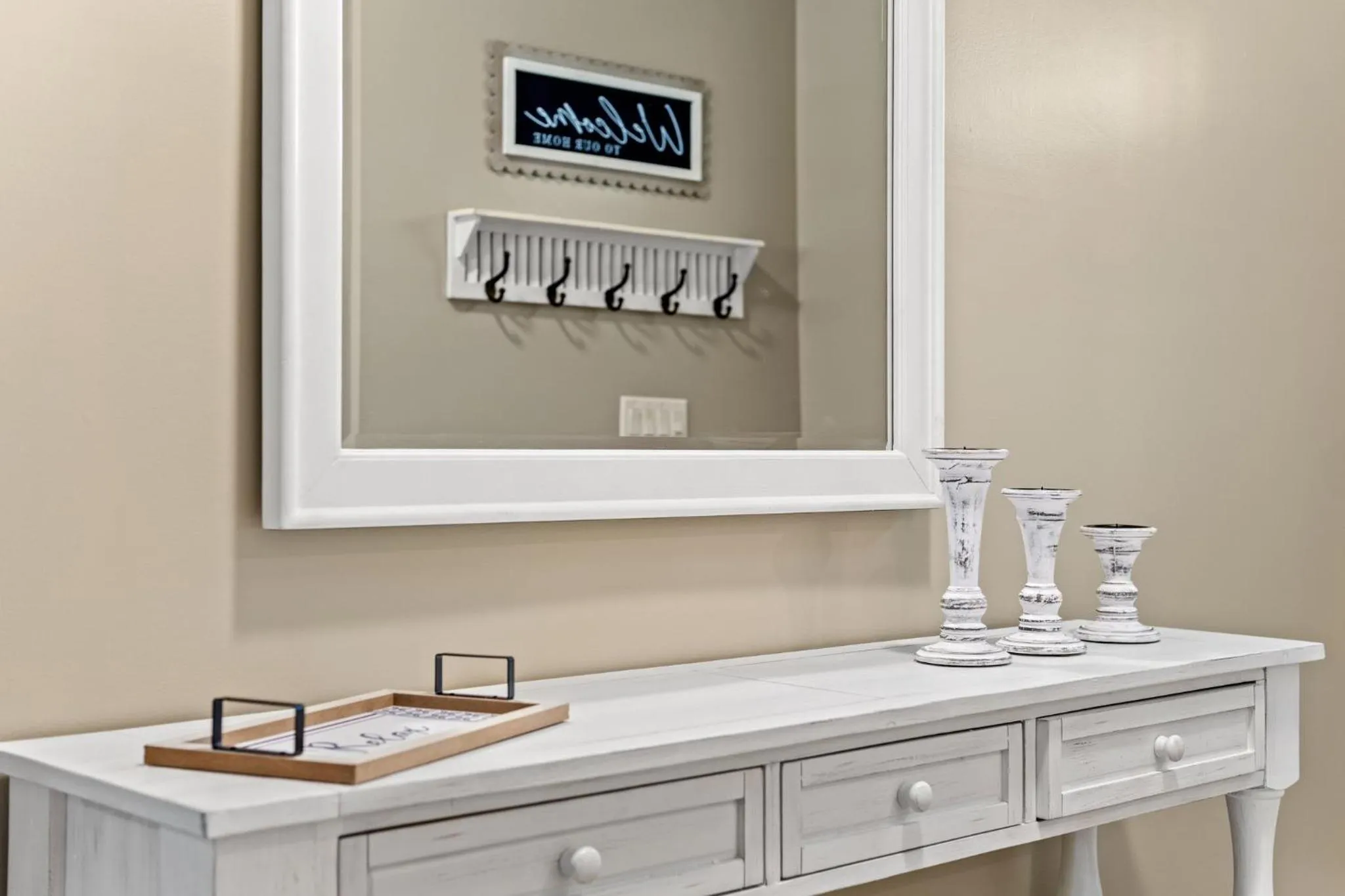 Other in Charming Retreat, a Short Walk to Laguna Beach, with Room for 10!