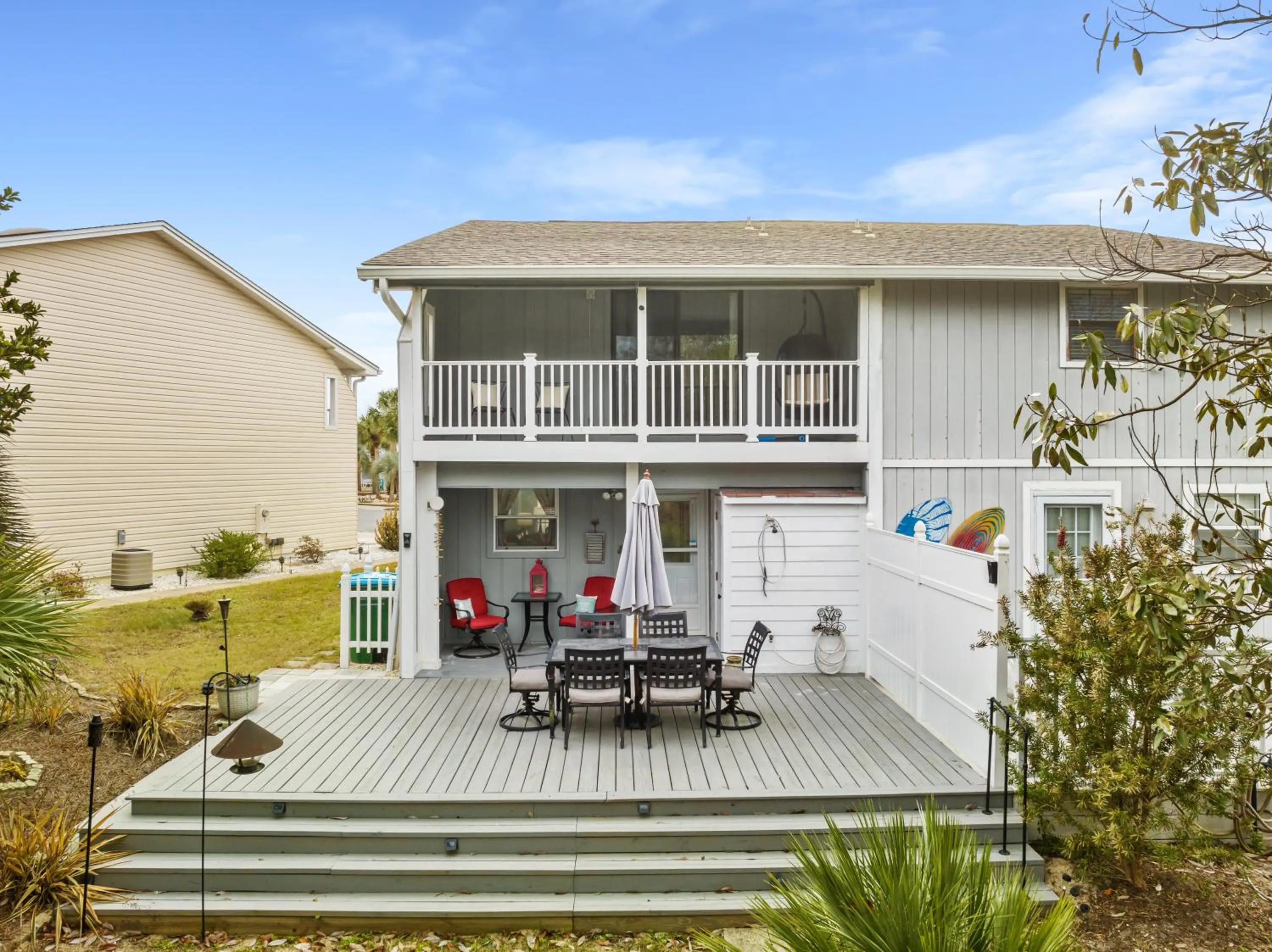 Other in Short Walk to The Beach! Community Pool! Sleeps 6!