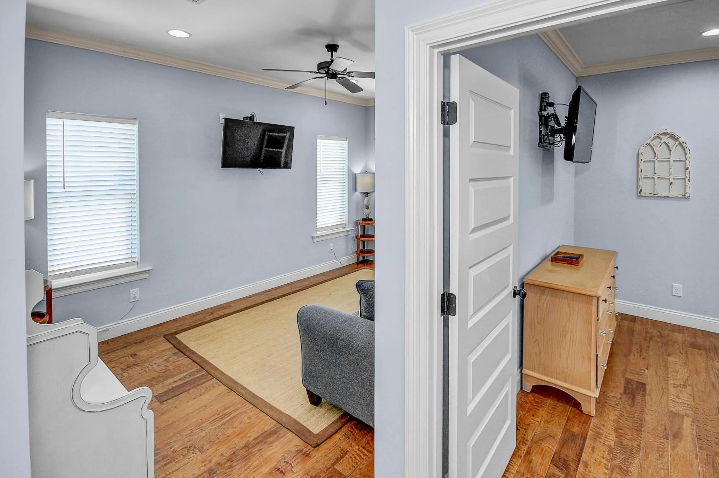 Photo of the whole room in 5 Bed, 5 Bath Beach Home/Only a 3 Minute Walk To The Beach! SLEEPS 12