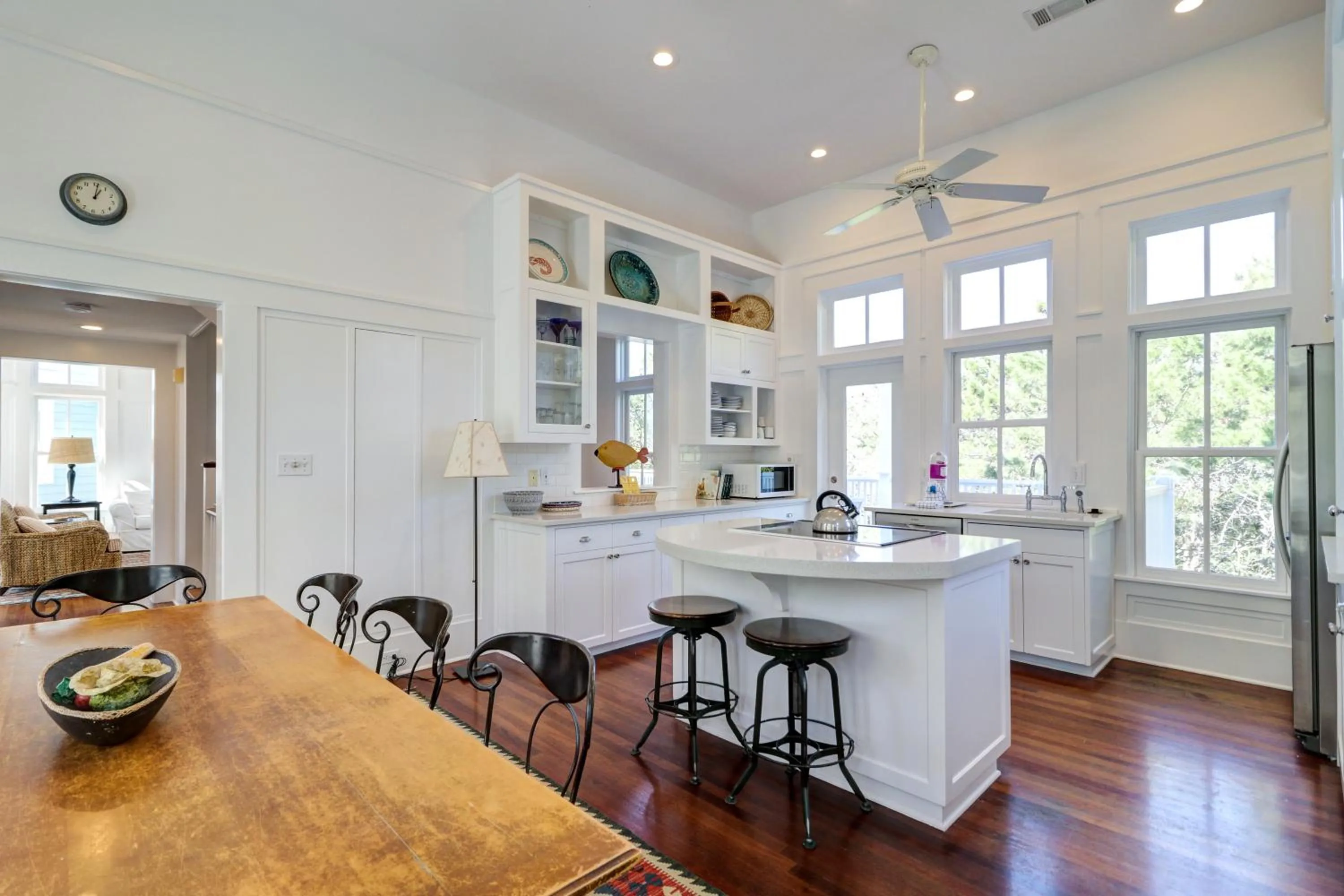 Kitchen or kitchenette in A Seaside Beauty! Book Now - Lot of Outdoor Living Space