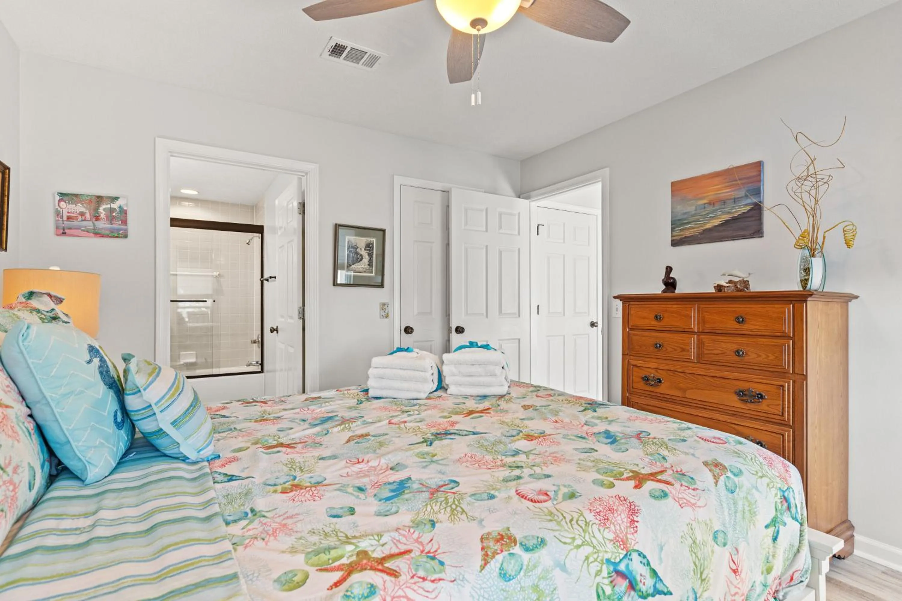 Bathroom, Bed in Vacation in This Gorgeous 2-Story Home! 3 BR 3 BA! Sleeps 8!