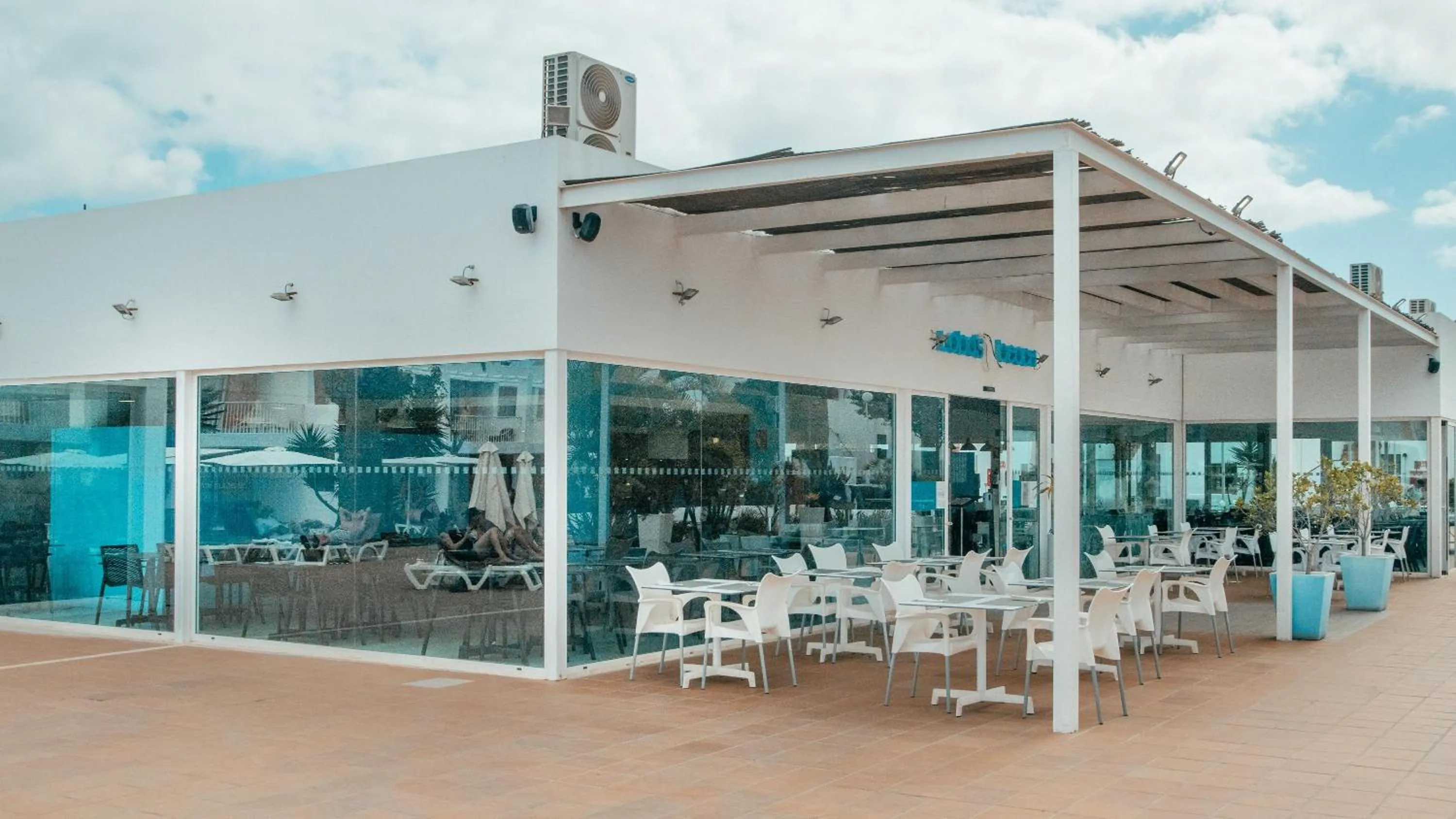 Restaurant/places to eat in Labranda Bahía de Lobos