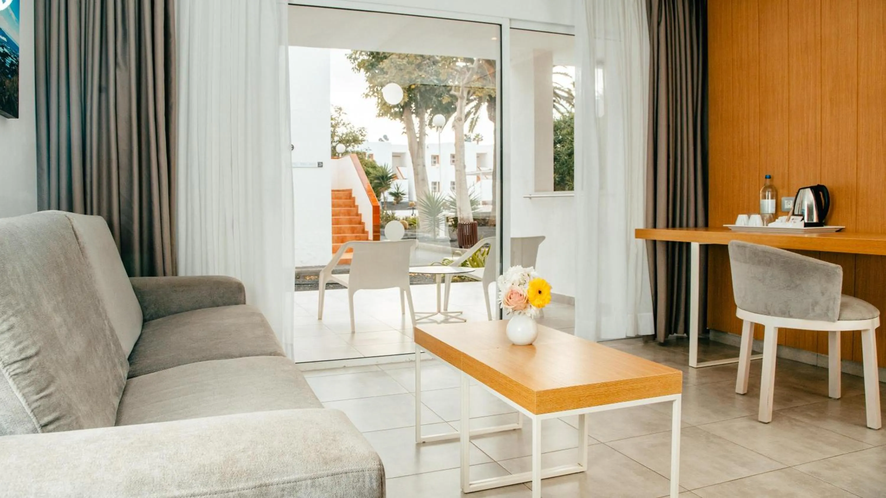 Photo of the whole room in Labranda Bahía de Lobos