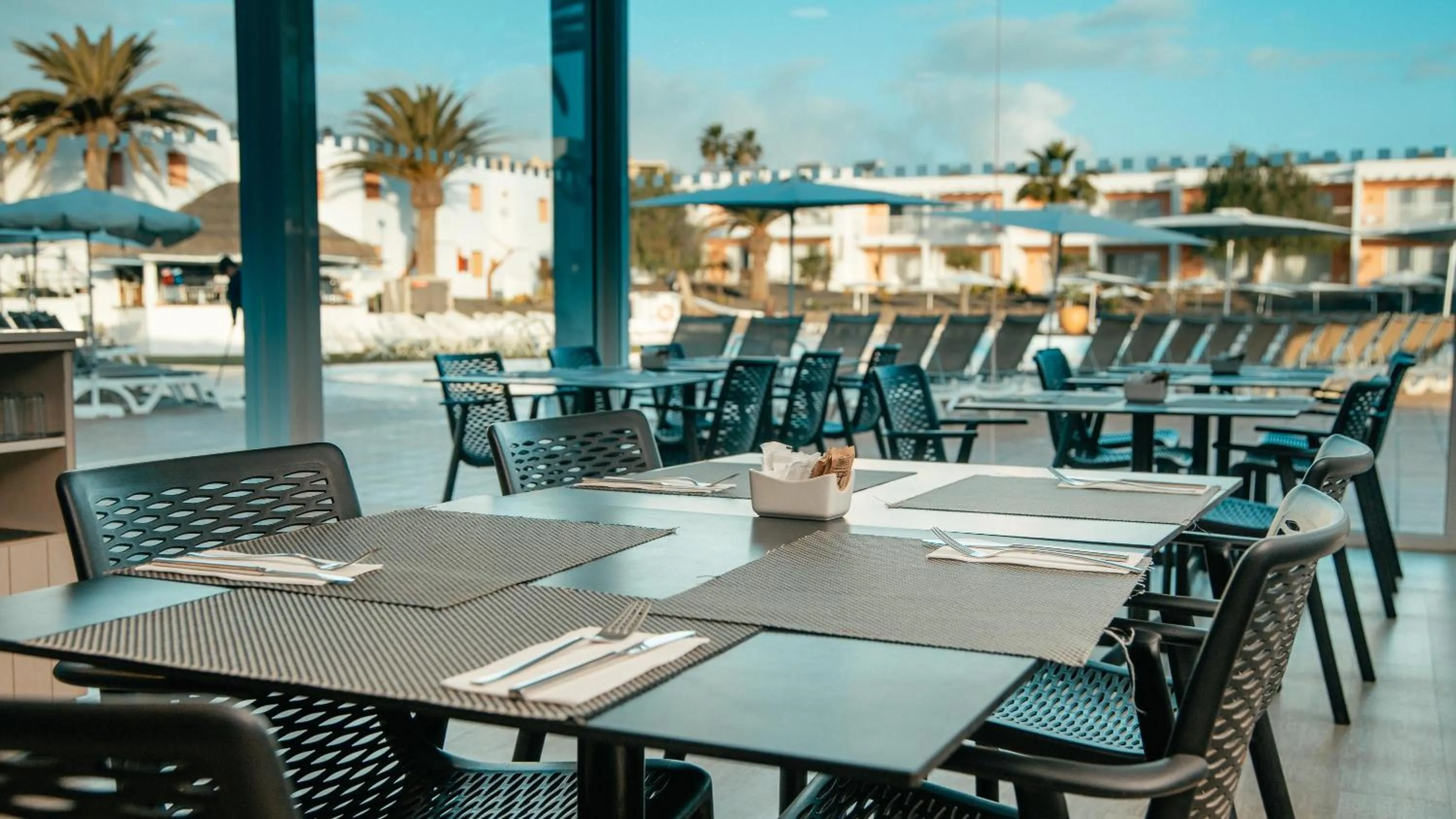 Restaurant/places to eat in Labranda Bahía de Lobos