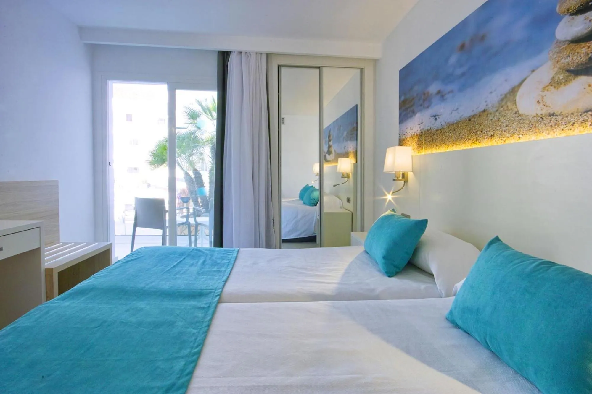 Bed in Balansat Resort