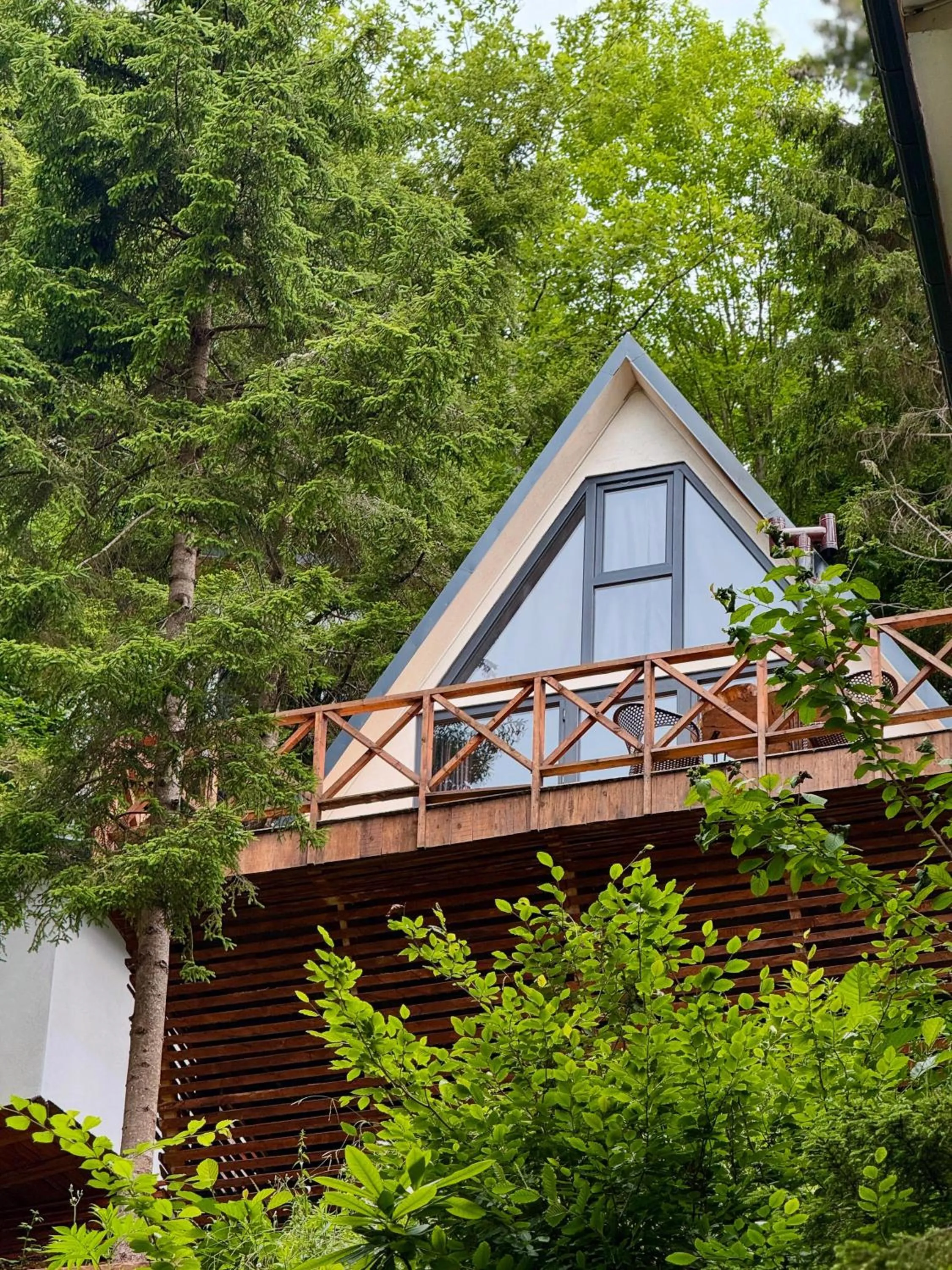 Property building in Montana Suite Bungalows