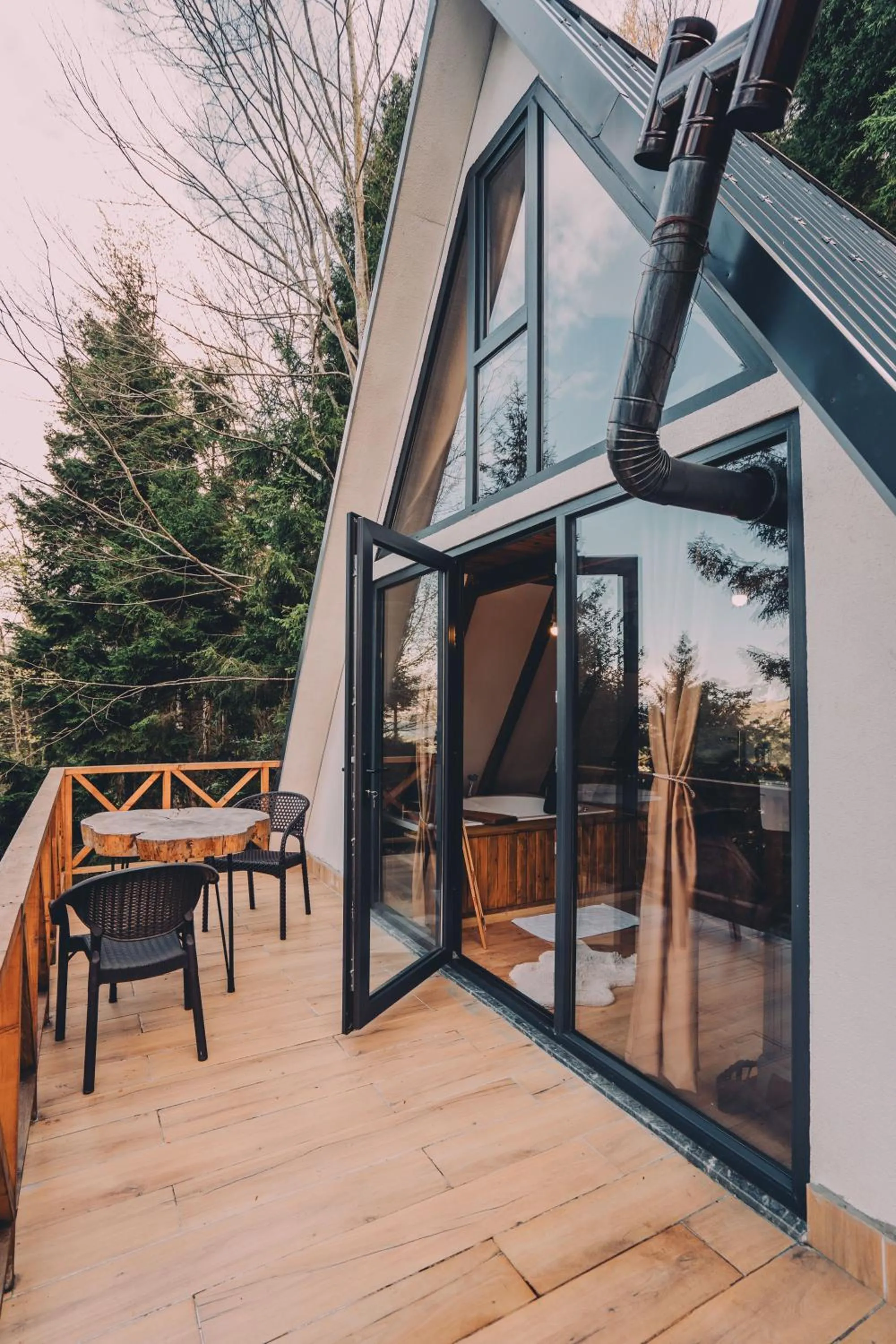 Property building in Montana Suite Bungalows