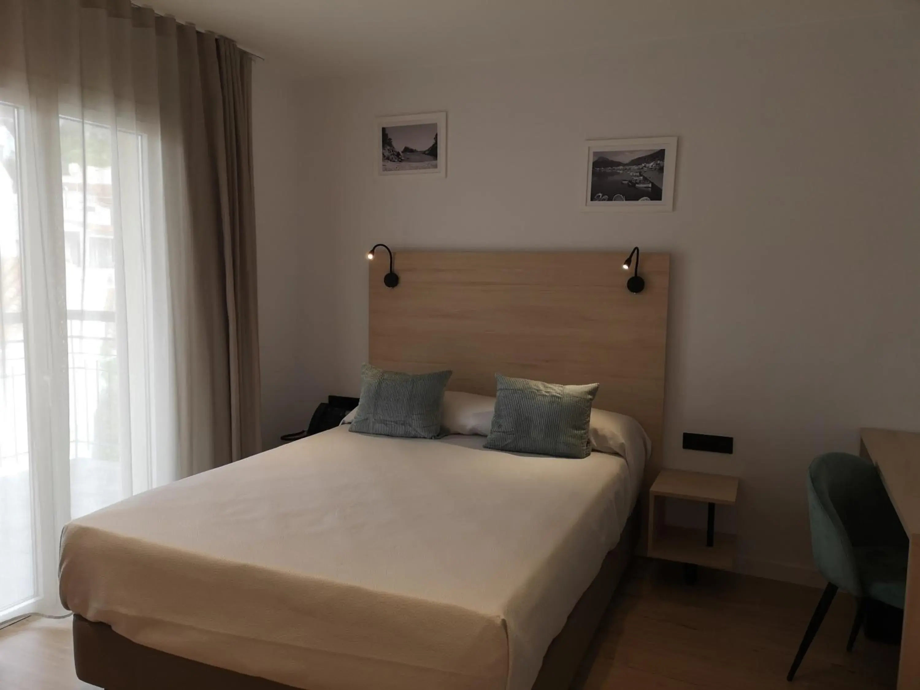 Single Room - single occupancy in Hotel Coral Boutique by gaiarooms Single Room - single occupancy in Hotel Coral Boutique by gaiarooms