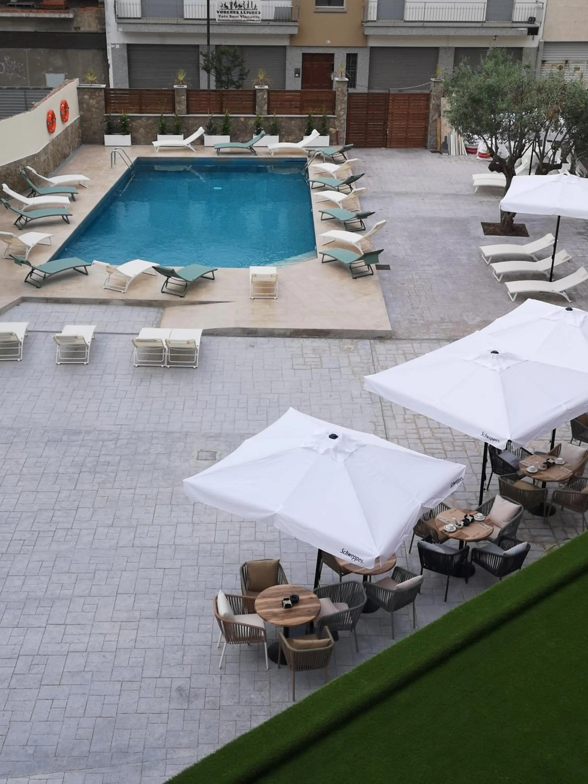 Pool view in Hotel Coral Boutique by gaiarooms