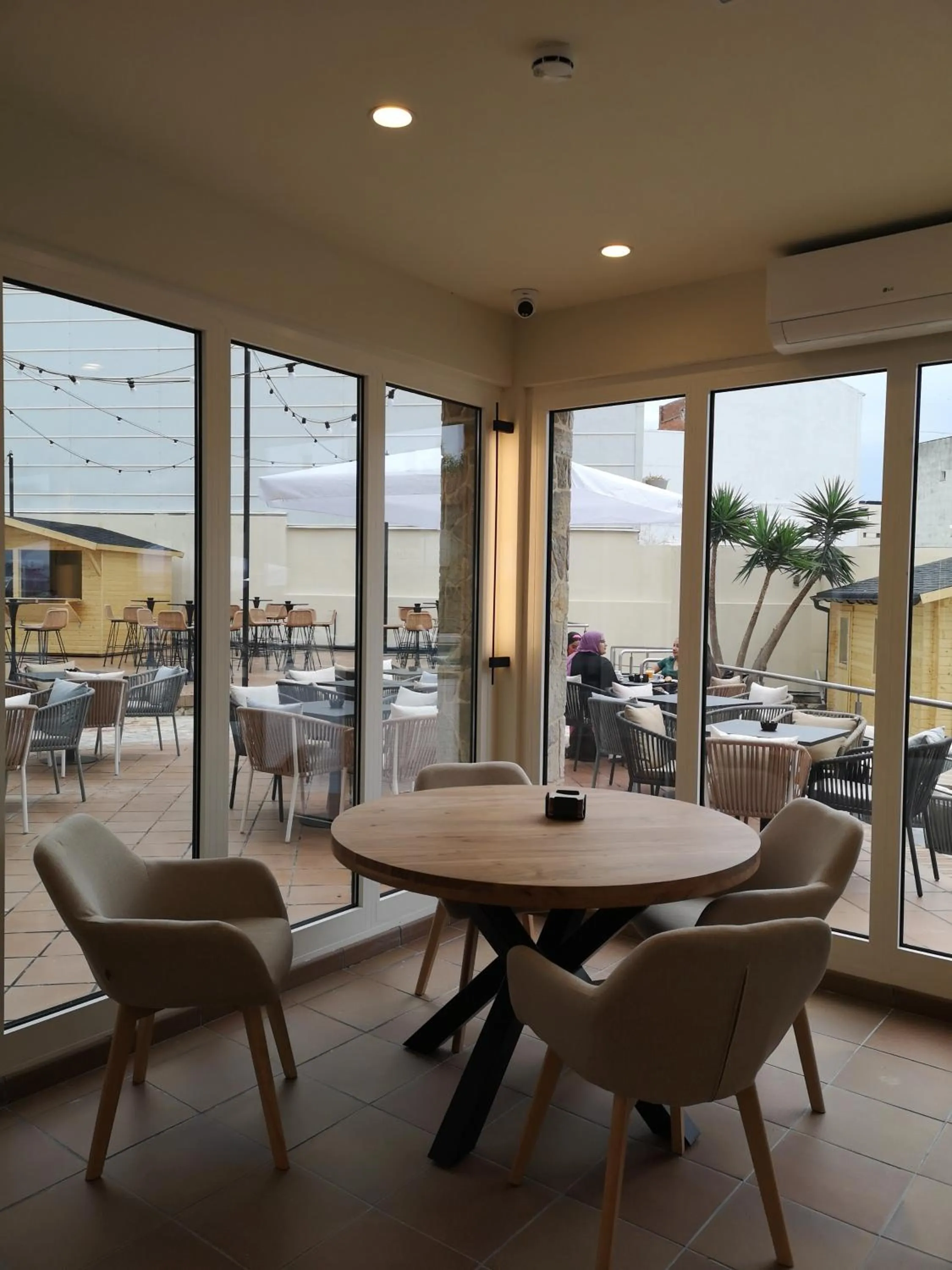 Restaurant/places to eat in Hotel Coral Boutique by gaiarooms