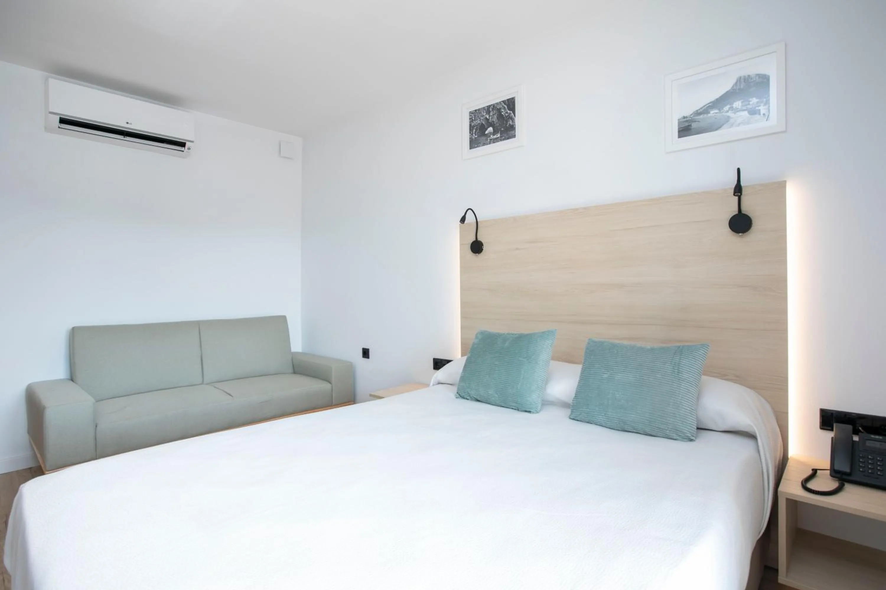 Bed in Hotel Coral Boutique by gaiarooms