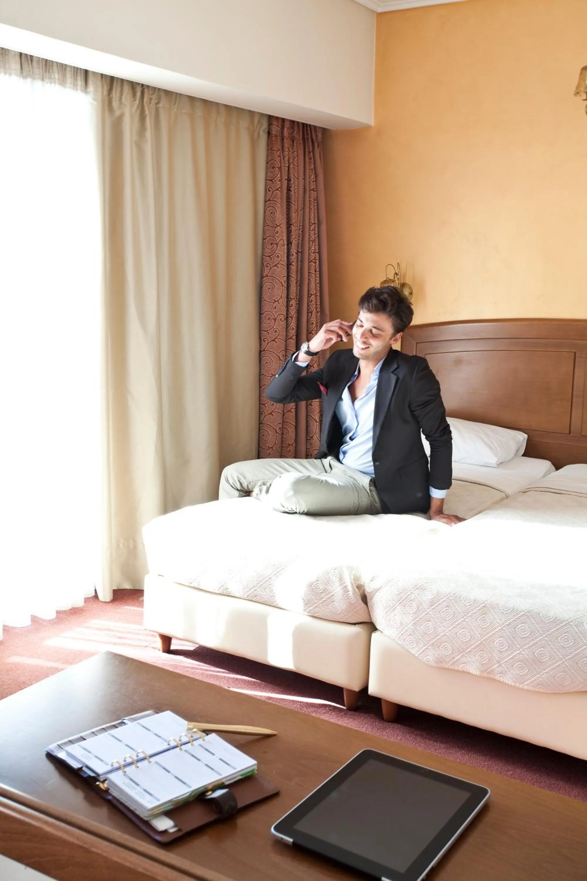 Bed in Crystal City Hotel