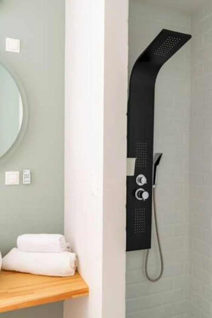 Shower in Skiathou 12 Contemporary Residences