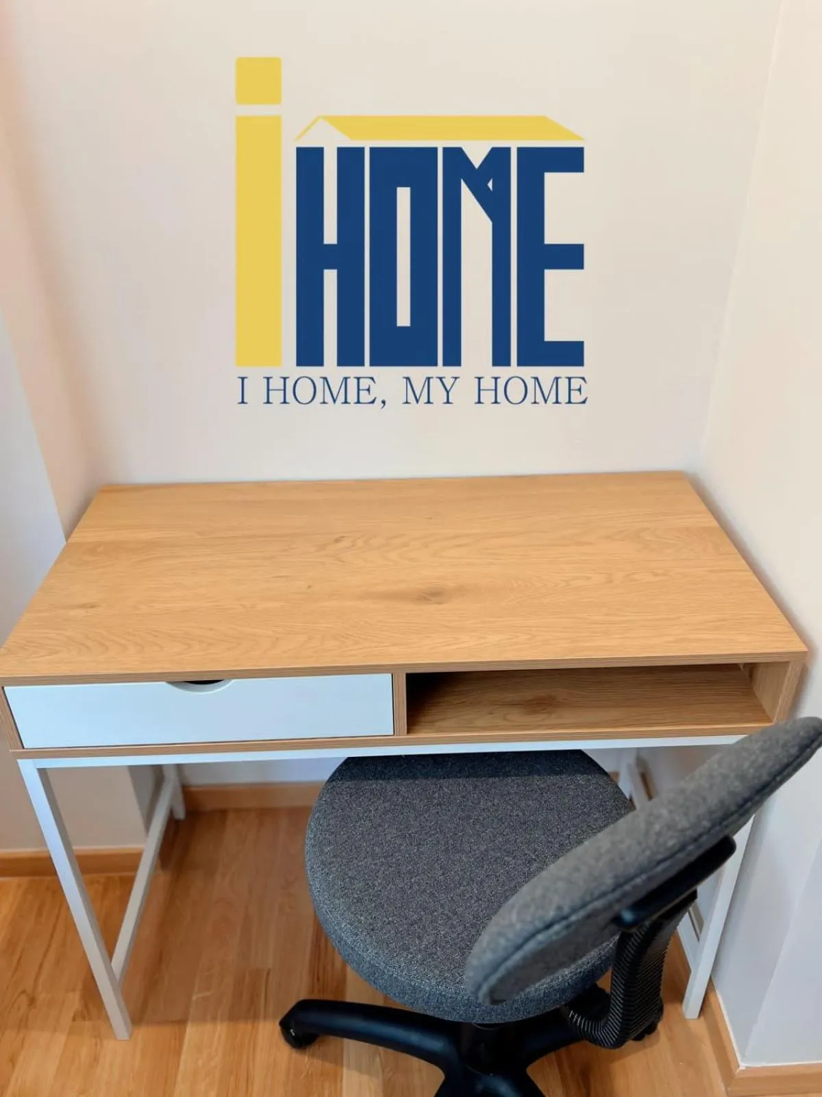 Living room in Skiathou 12 Contemporary Residences