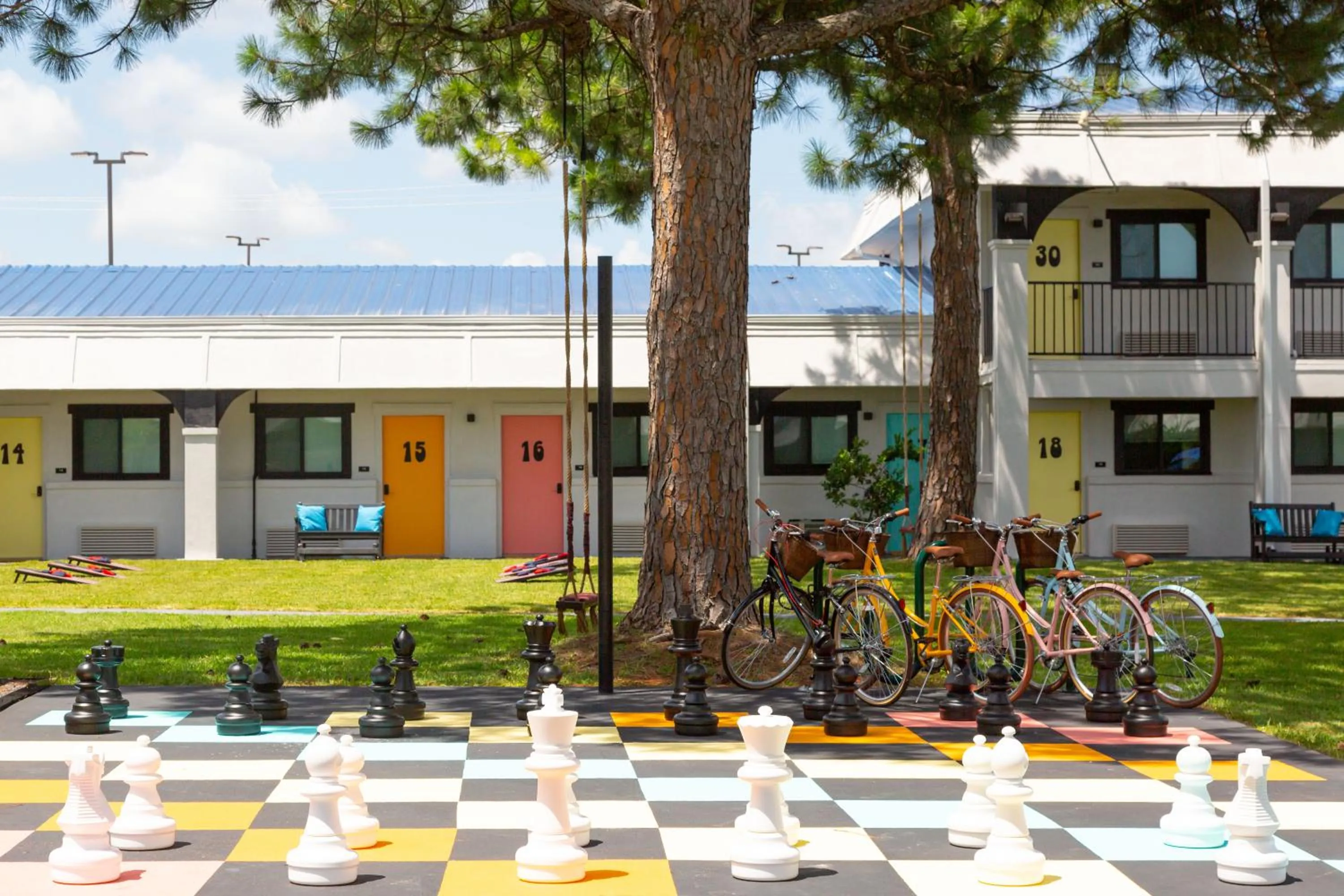 Inner courtyard view in Hotel McCoy - Art, Libations, Pool Society