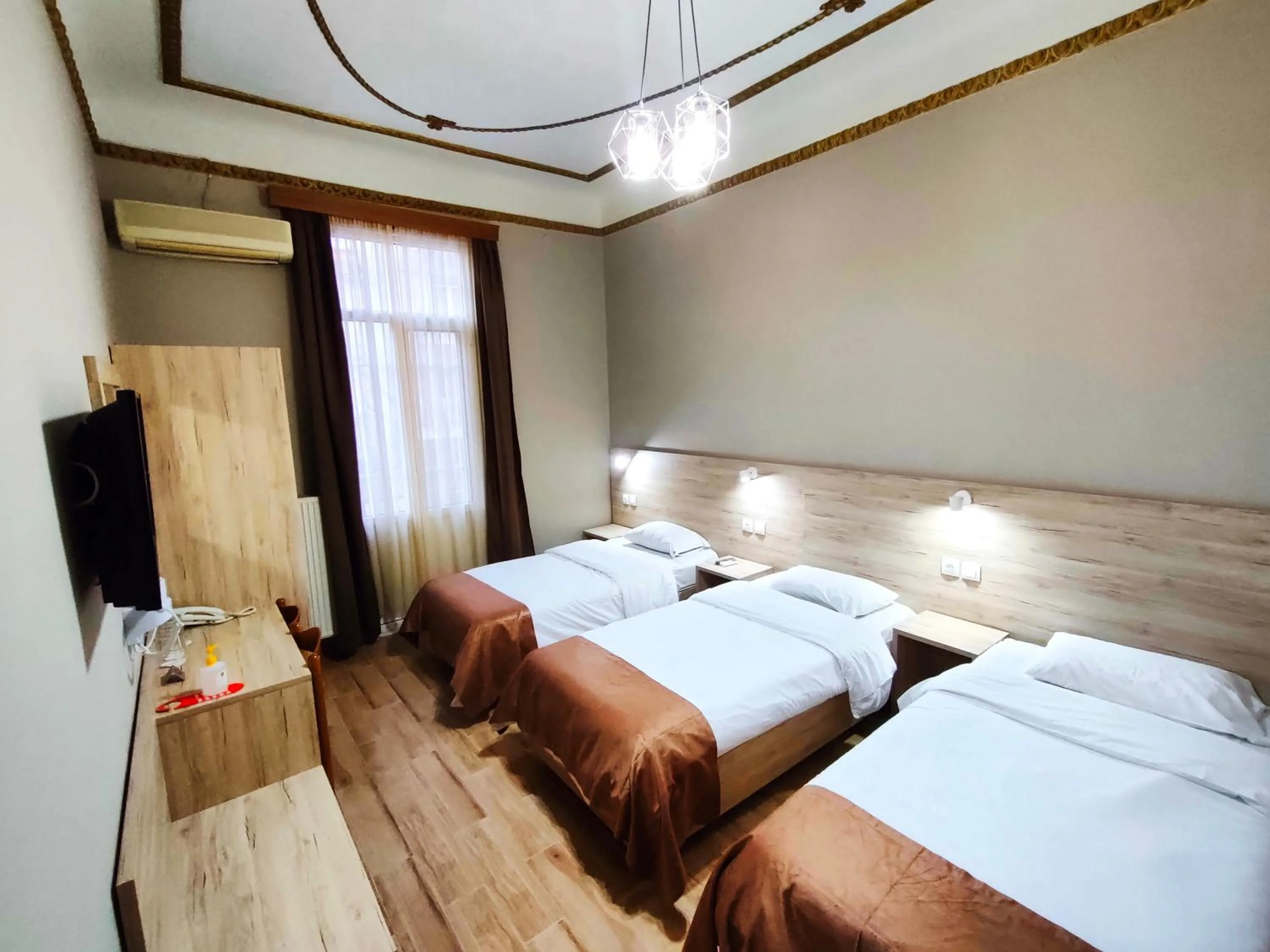 Bedroom, Bed in Nea Metropolis