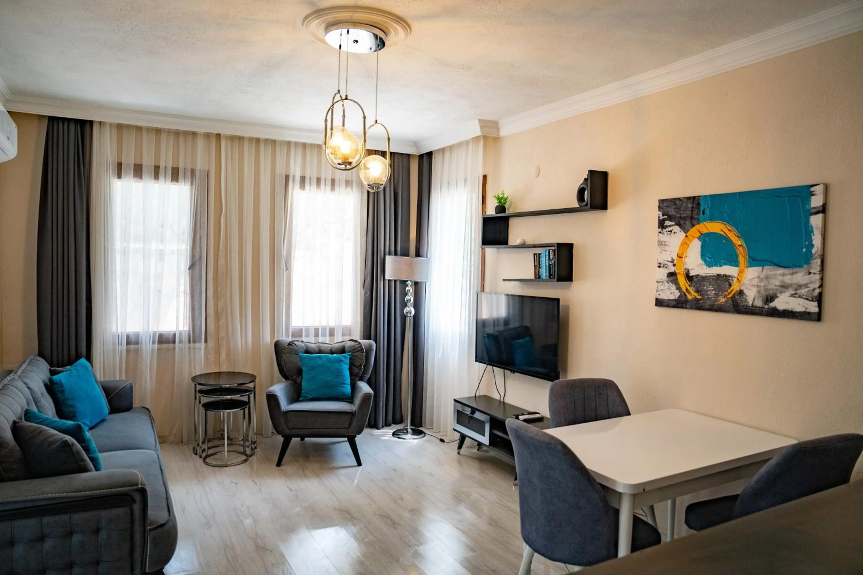 TV and multimedia in Carrington Suites