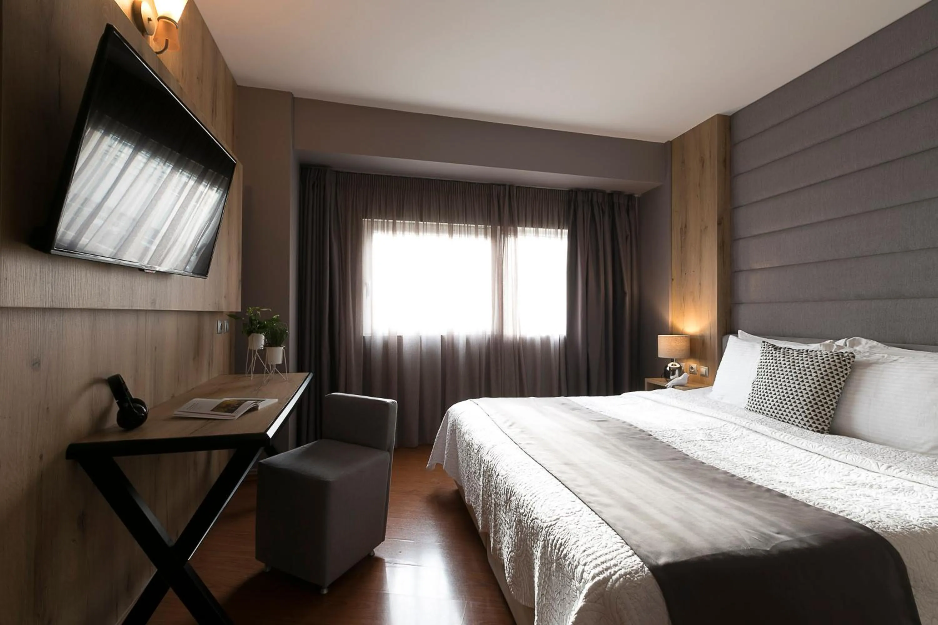 Photo of the whole room, Bed in Plaza Hotel, Philian Hotels and Resorts