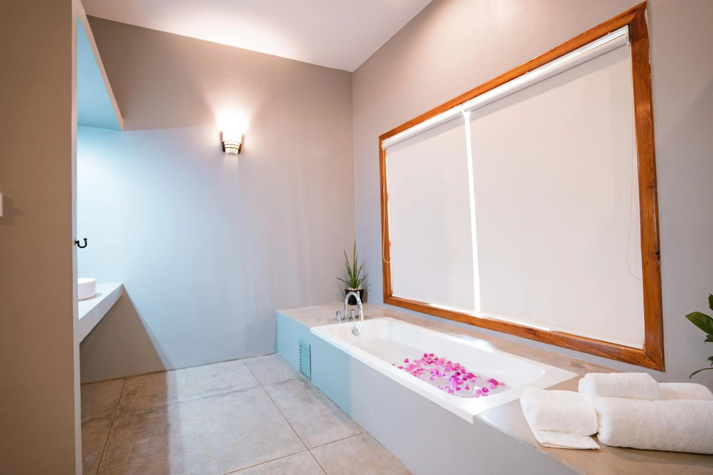 Bathroom in Amazing Smile Angkor Resort