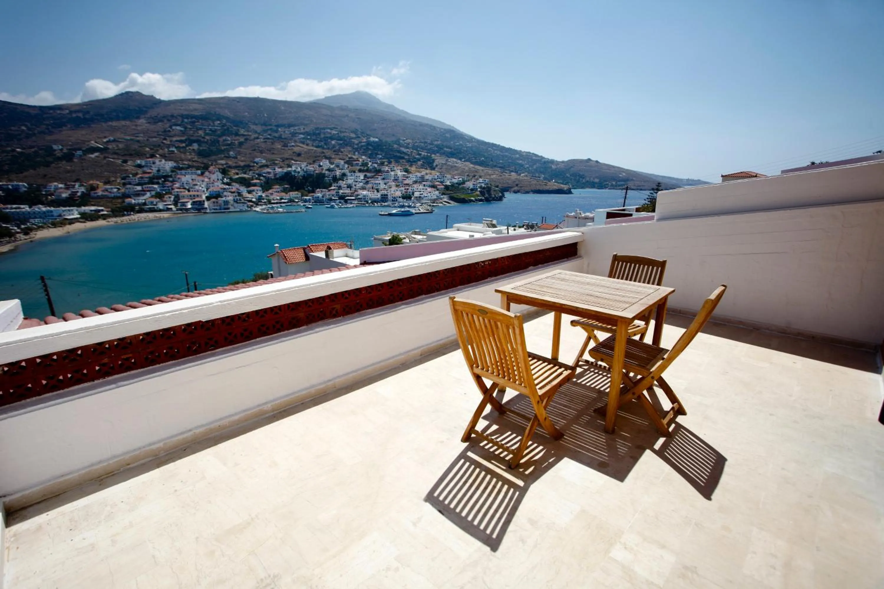 Patio in Mare Vista Hotel - Epaminondas
