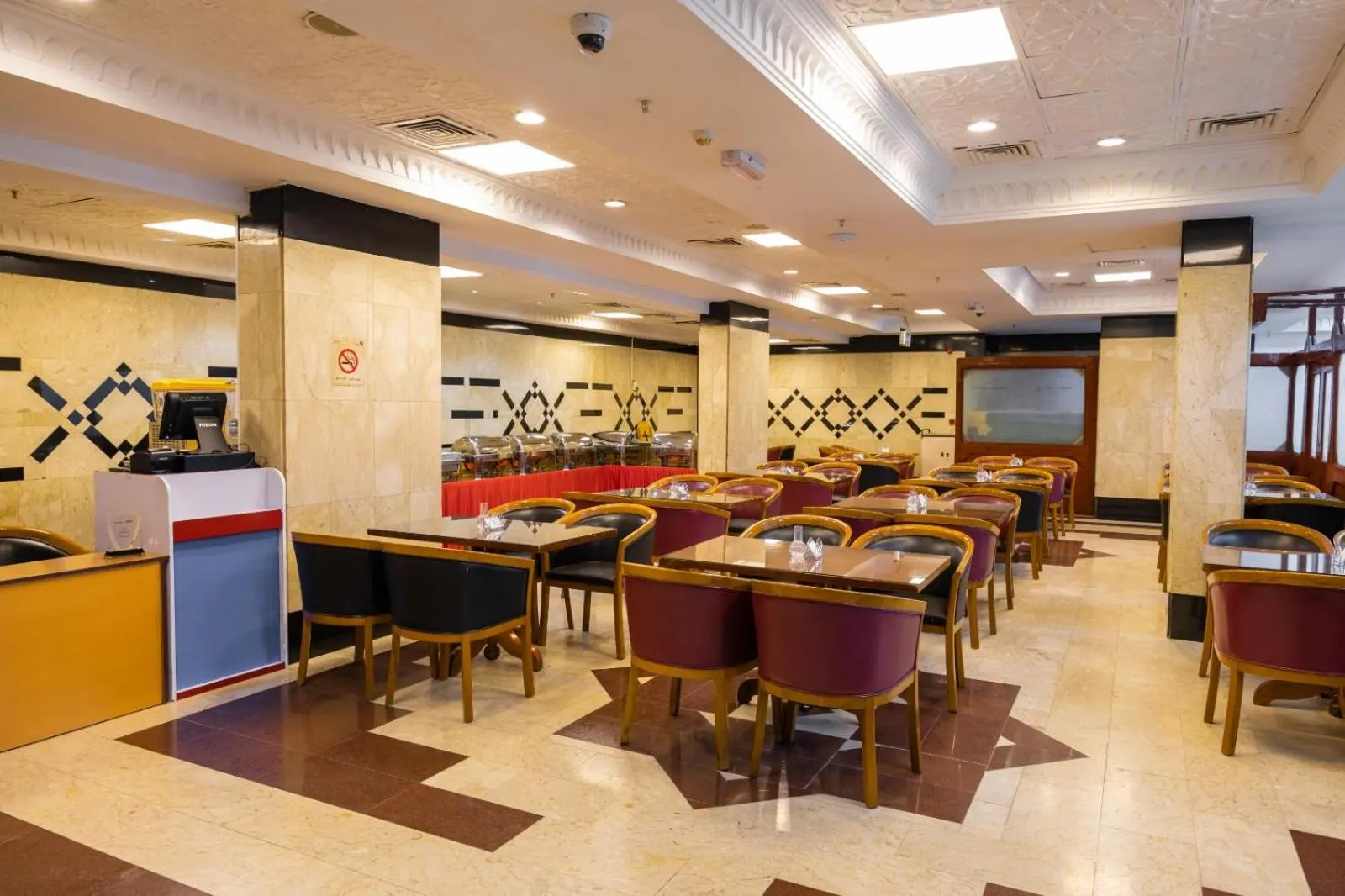 Restaurant/places to eat in Three 888 Hotel