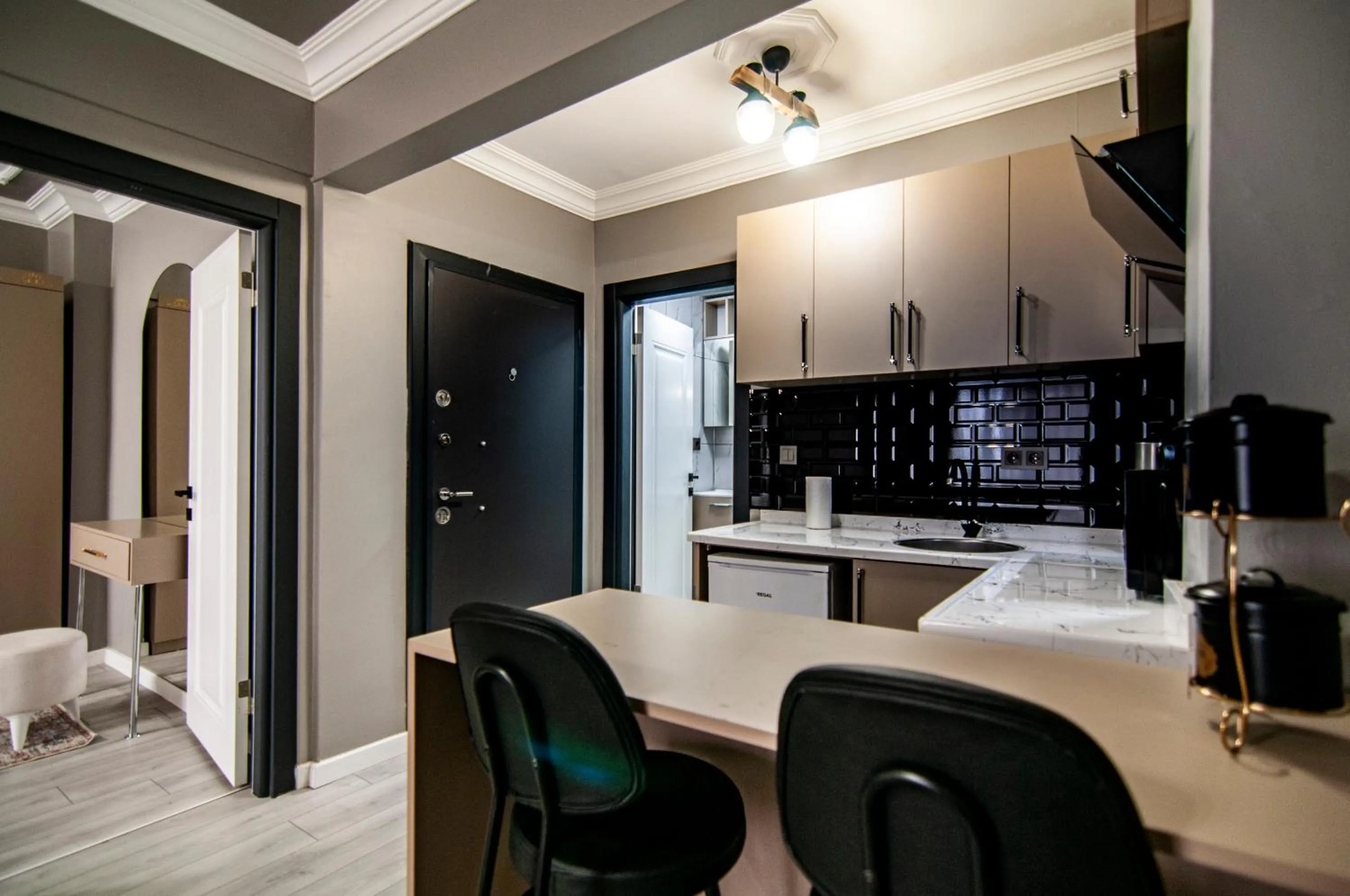 TV and multimedia, Bed in Naif Bey Hotel