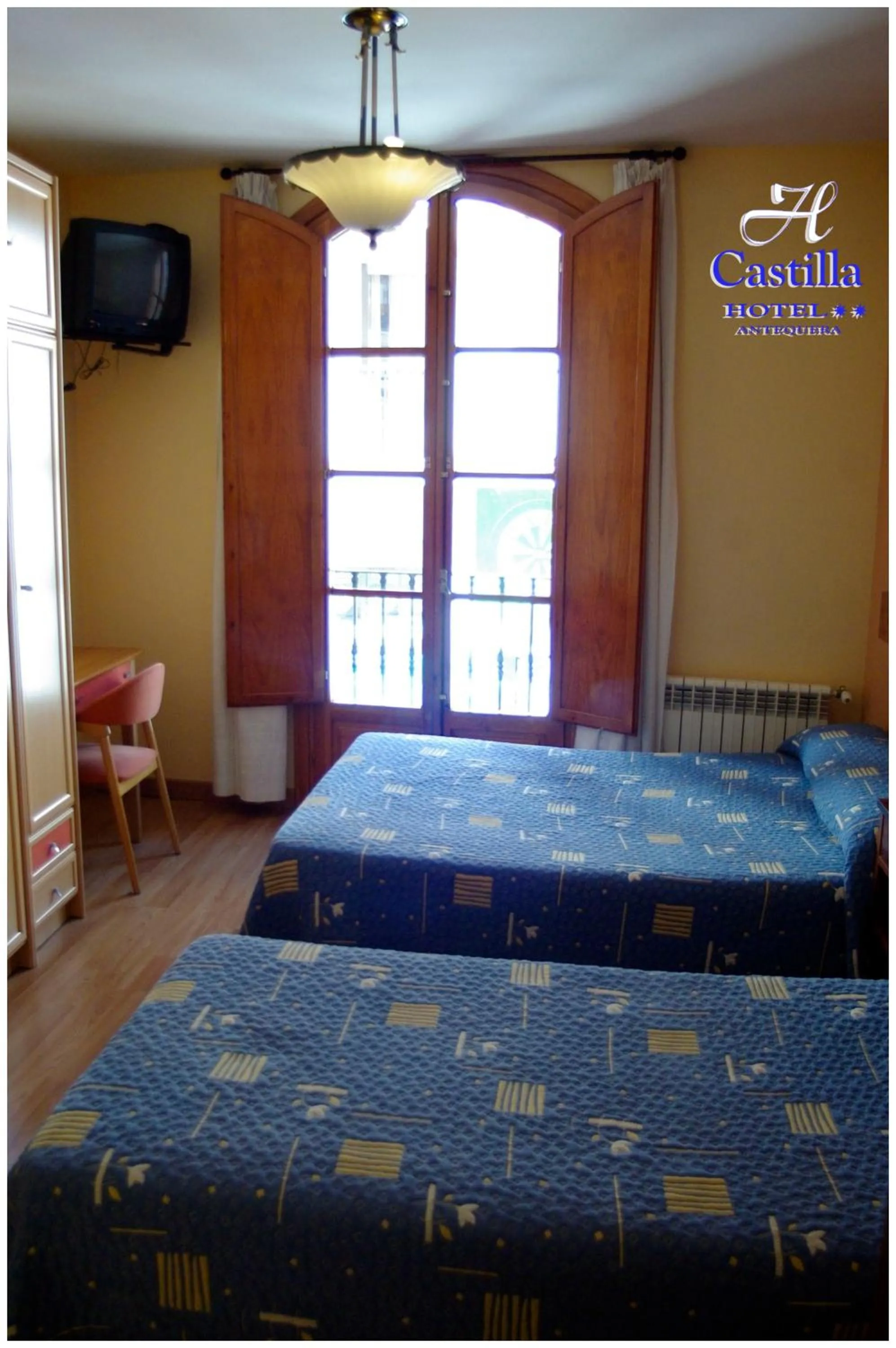 Photo of the whole room, Bed in Hotel Castilla