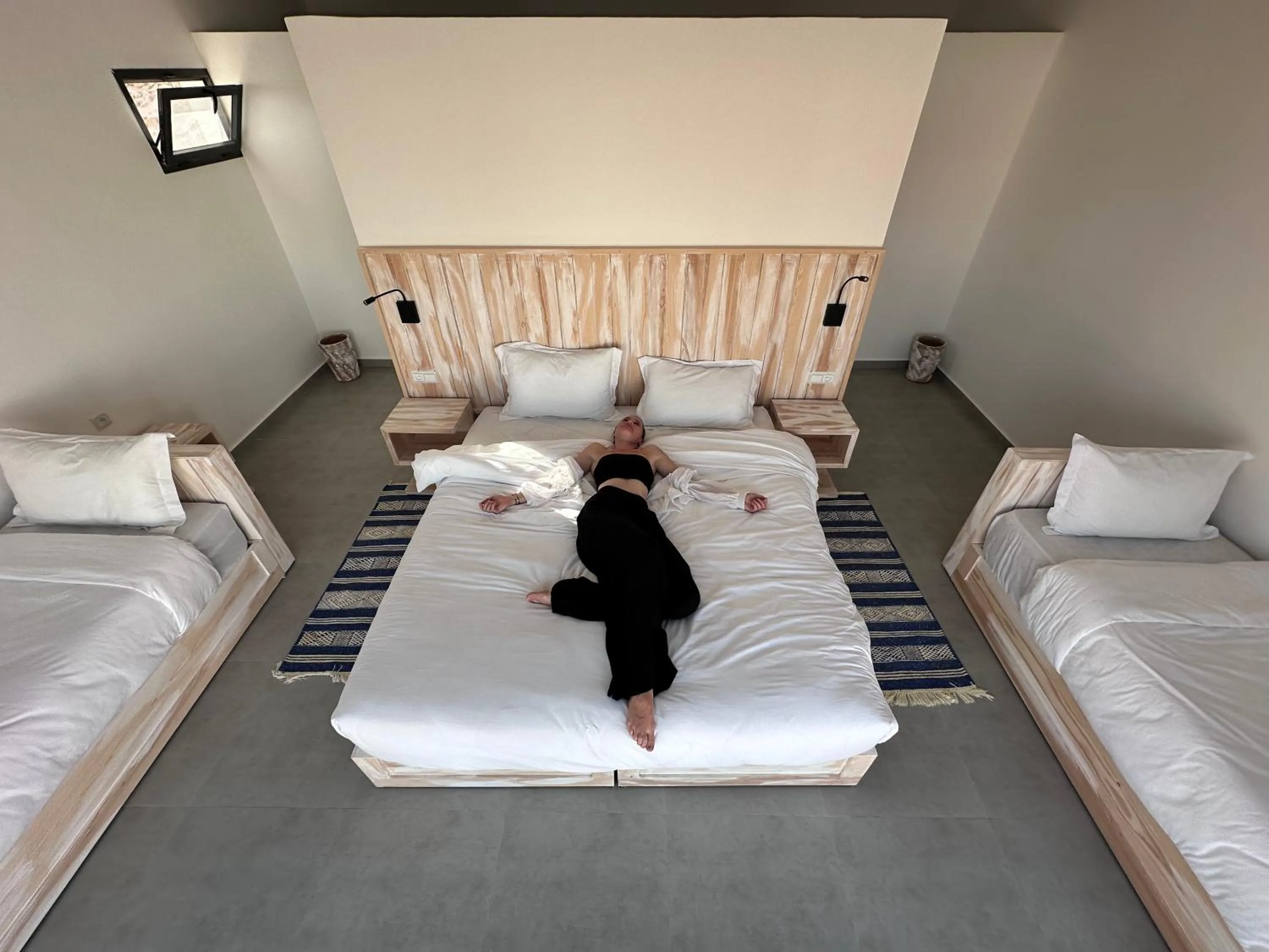 Bed in Desert Sands Dakhla Lagoon View & Kitesurf Spot