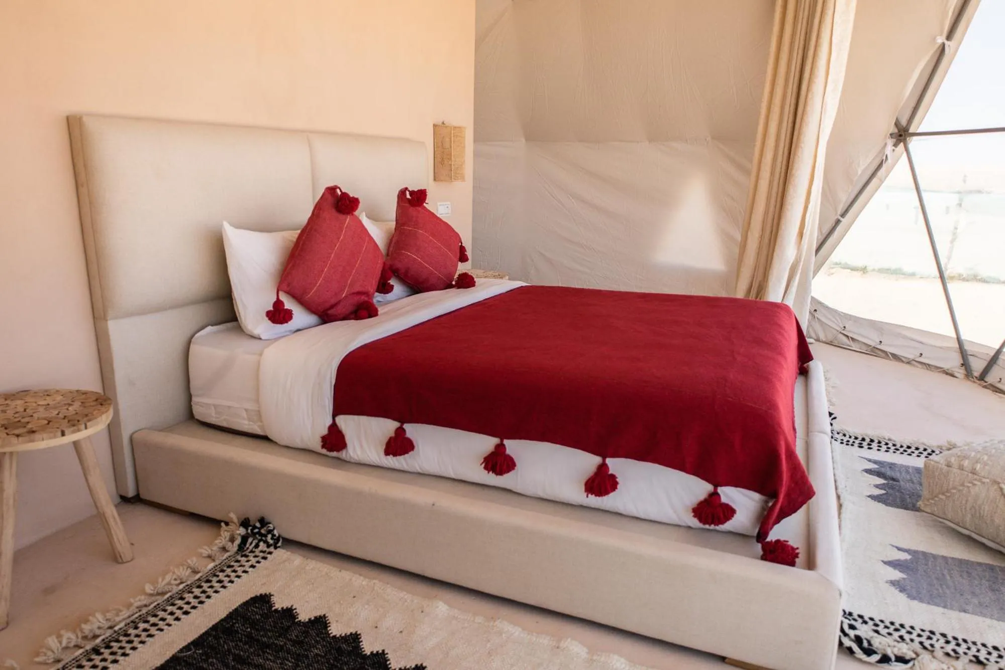 Bed in Desert Sands Dakhla Lagoon View & Kitesurf Spot