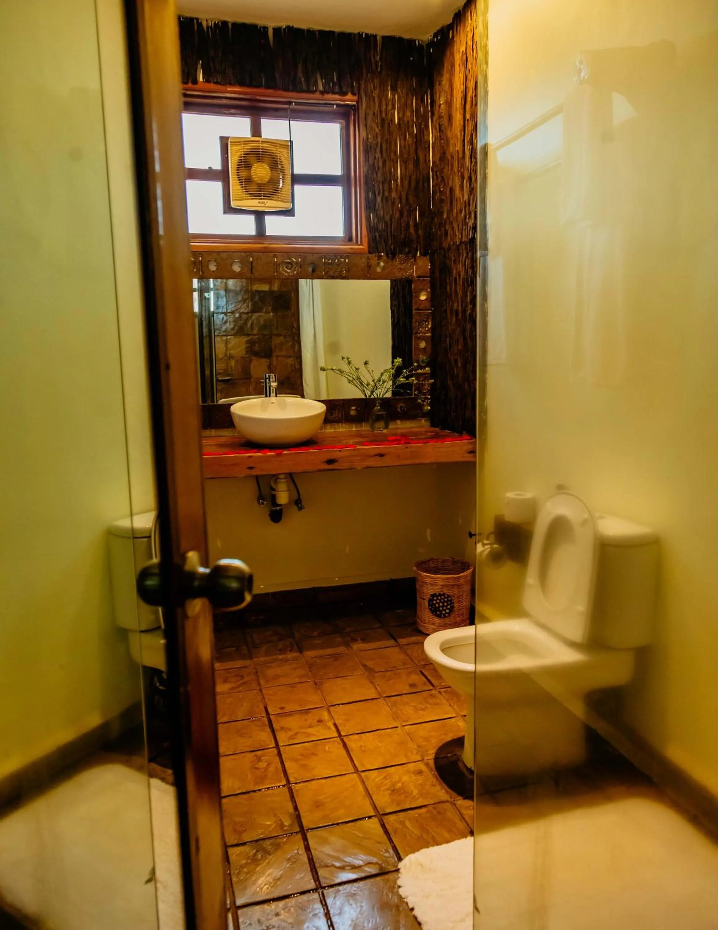 Bathroom in Weru Weru River Lodge