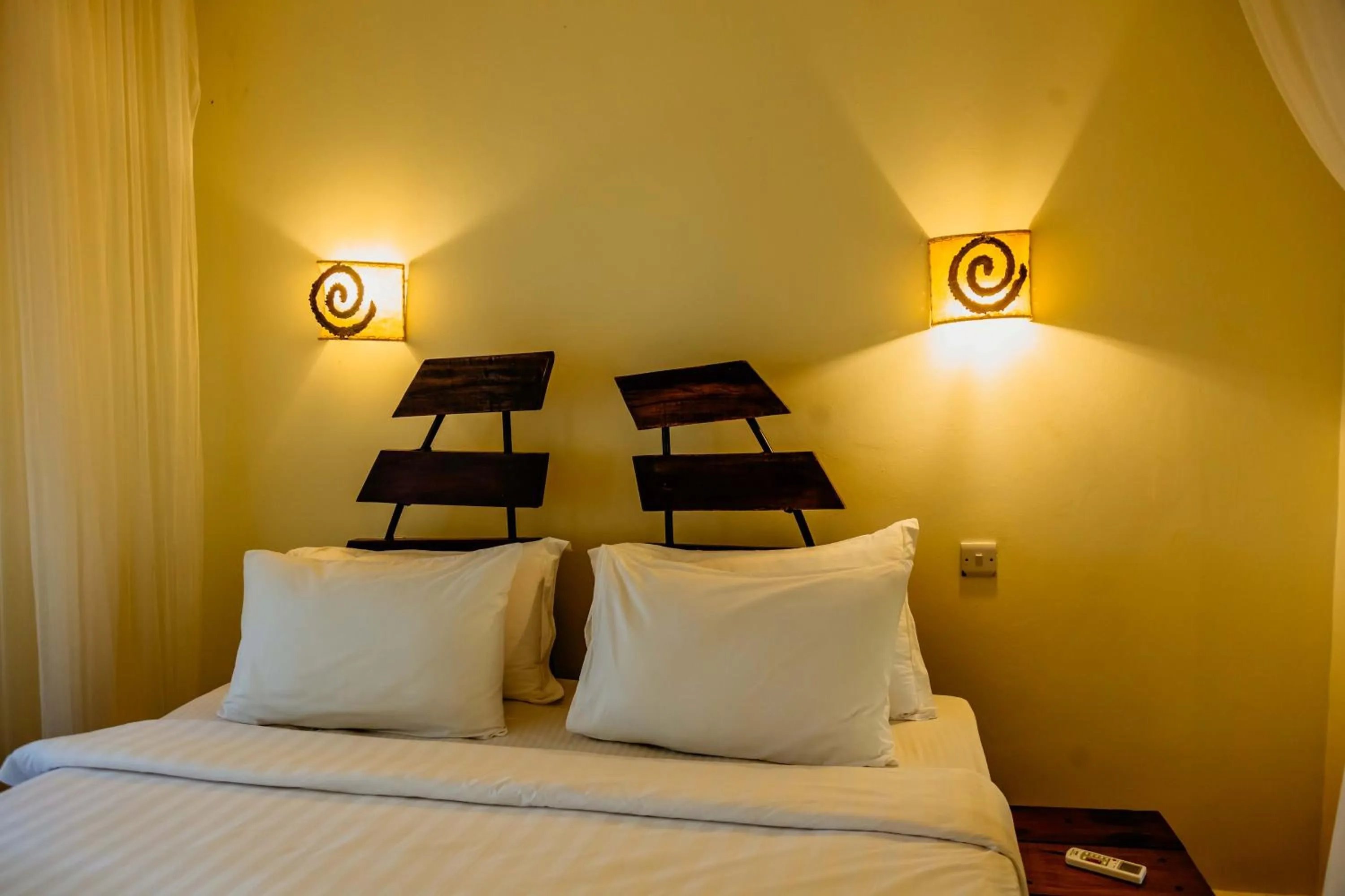 Bedroom, Bed in Weru Weru River Lodge