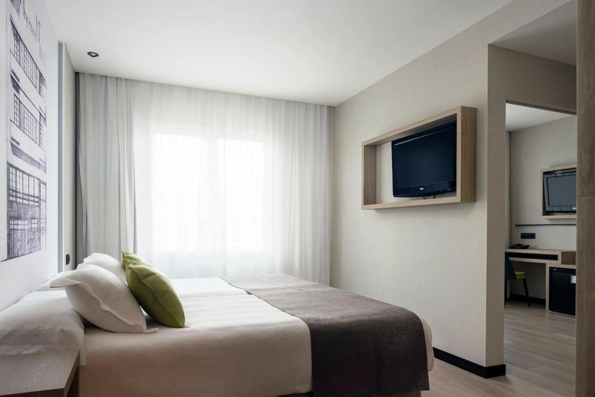 Photo of the whole room, Bed in Sercotel Hotel Parque