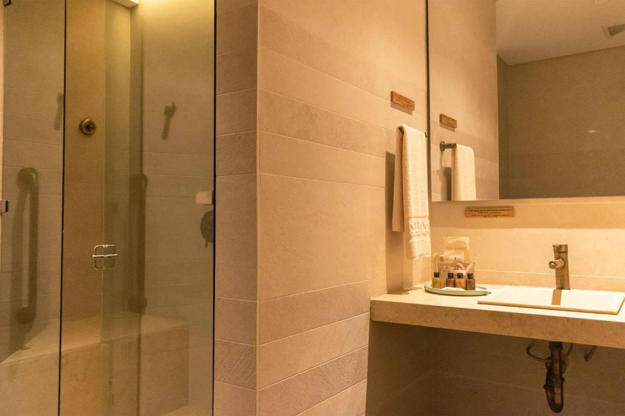 Shower in Nattivo Collection Hotel