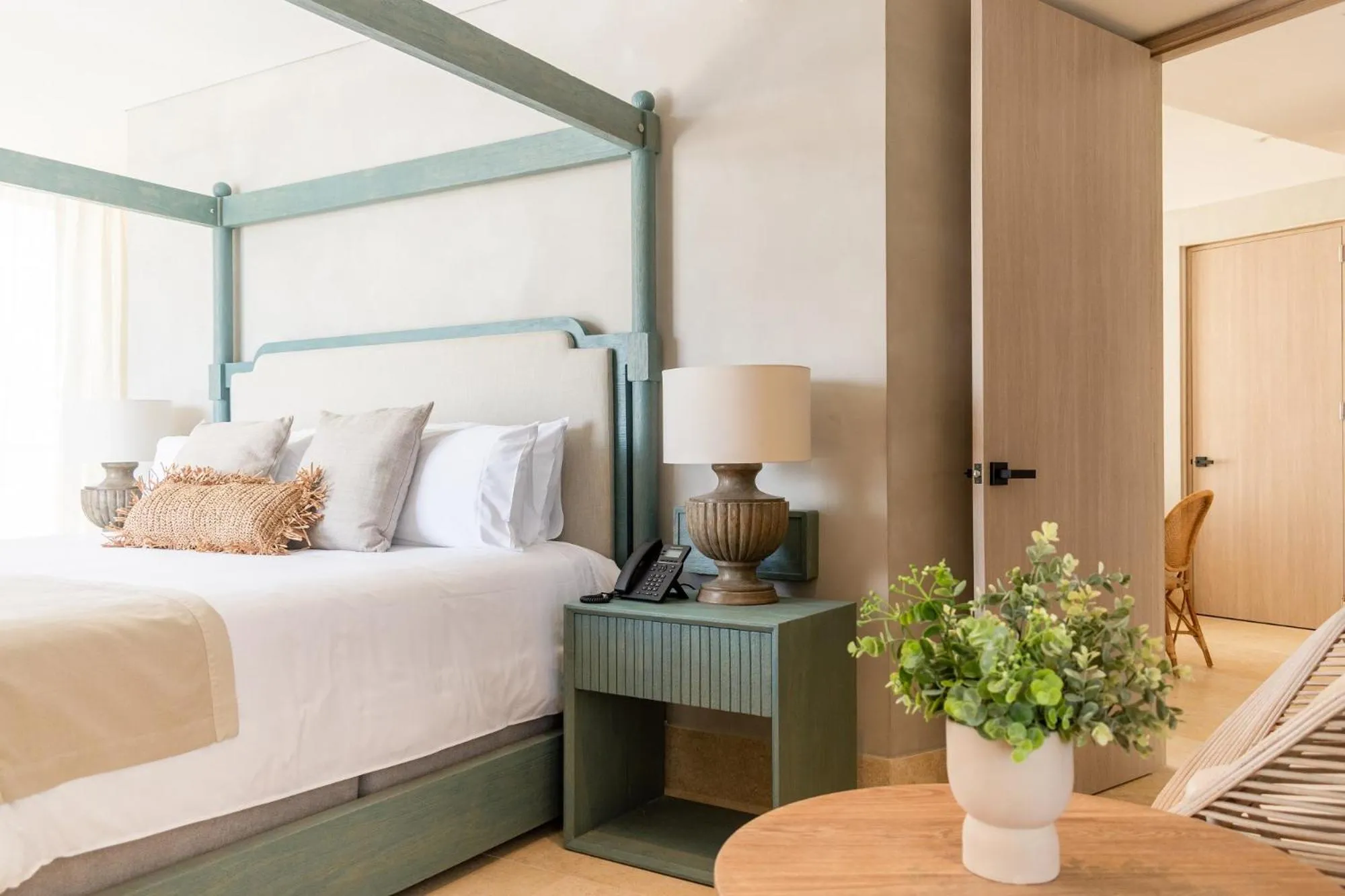 Photo of the whole room, Bed in Nattivo Collection Hotel