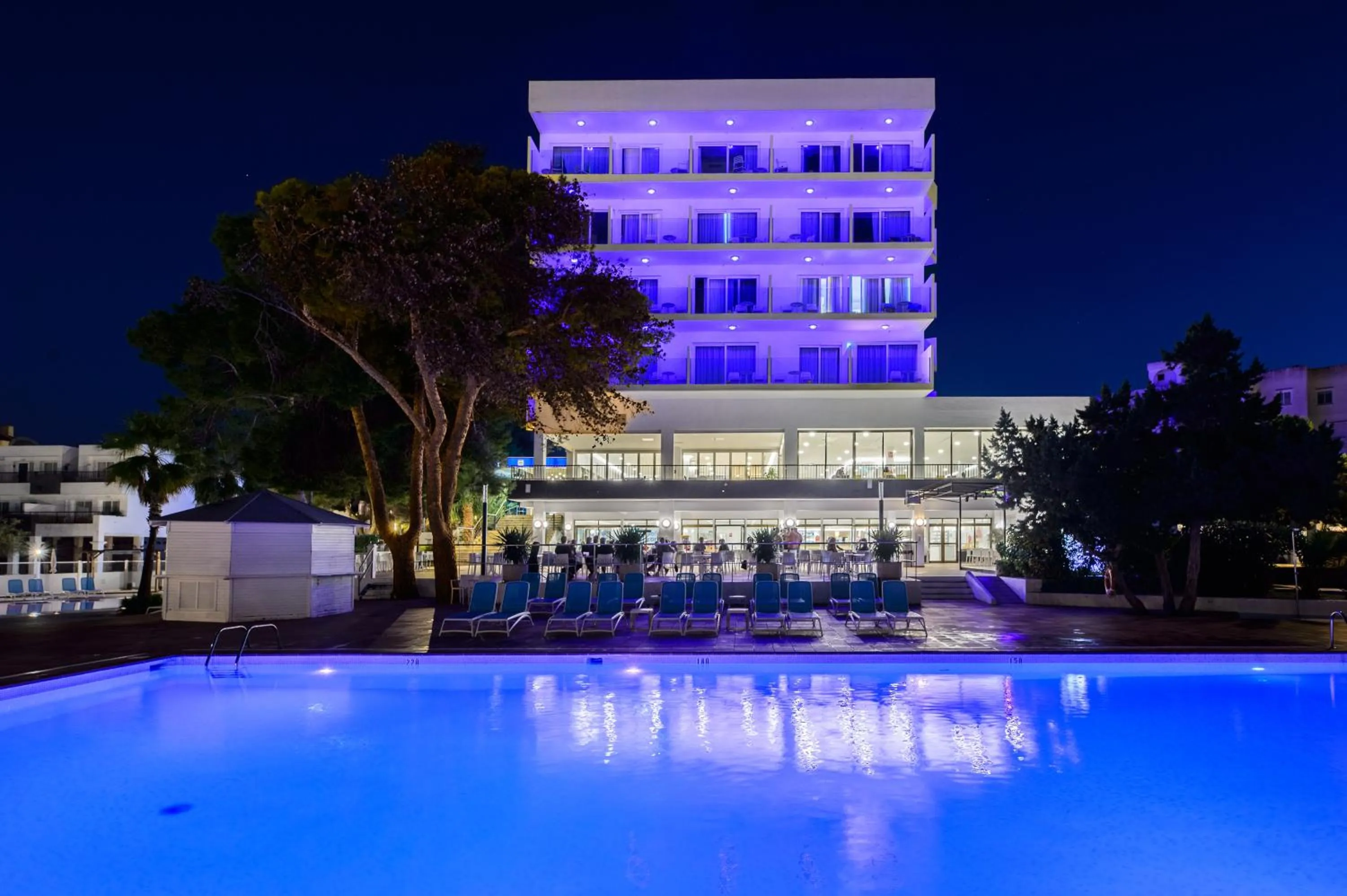 Property building in Hotel Vibra Riviera