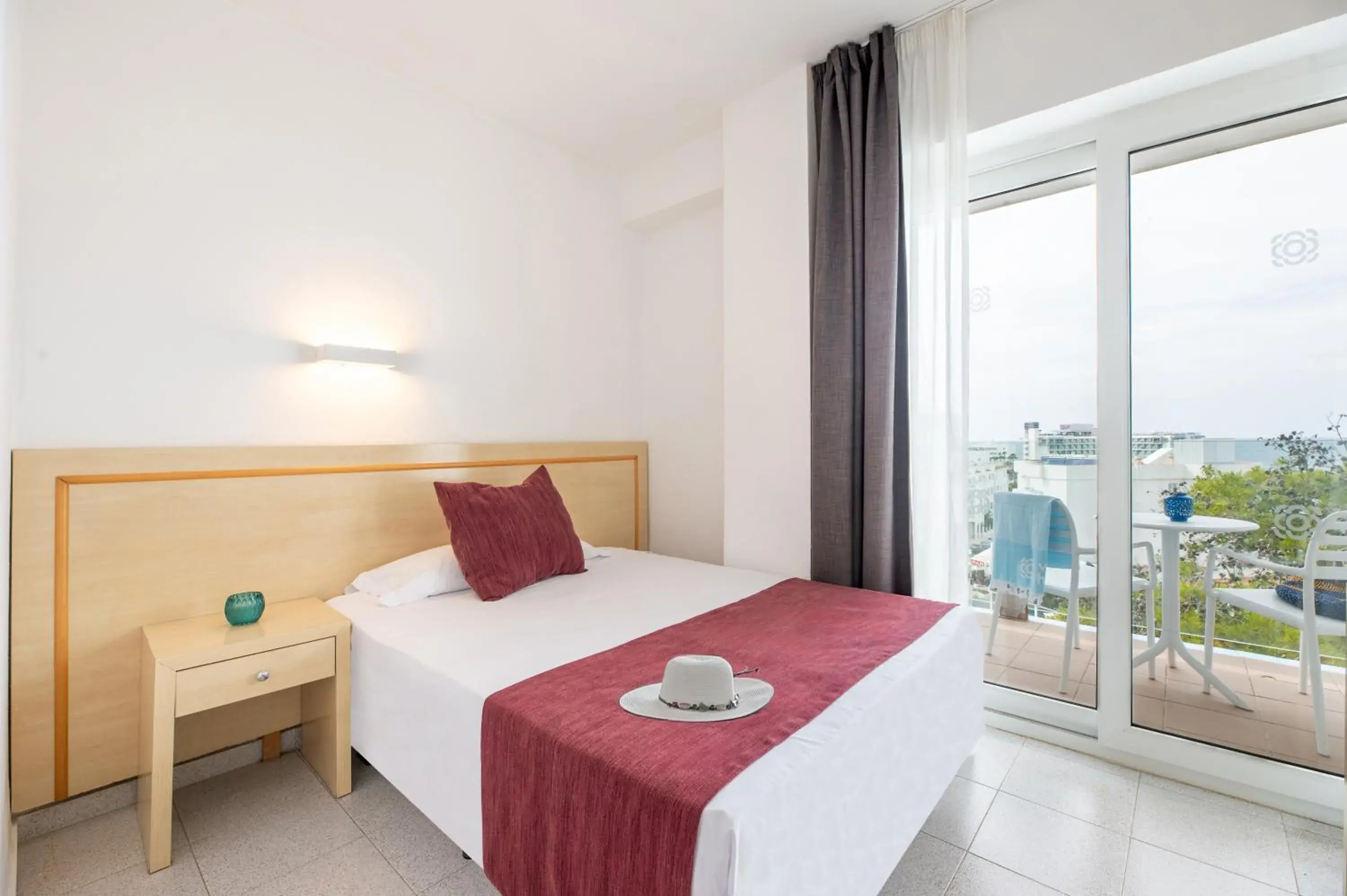 Single Room - single occupancy in Hotel Vibra Riviera Single Room - single occupancy in Hotel Vibra Riviera