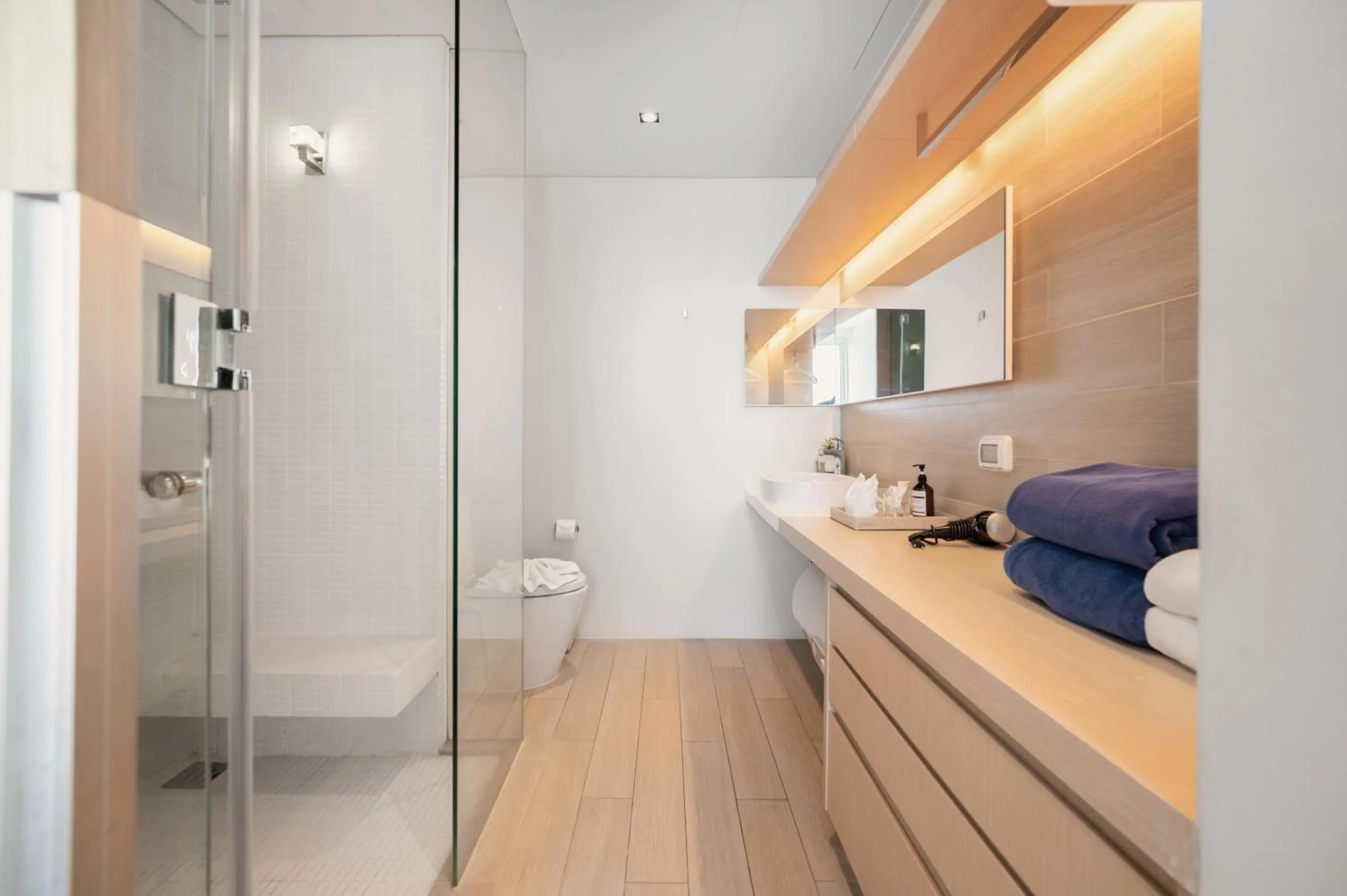 Bed in 2BR Family Condo - Veranda Pattaya - Beachfront