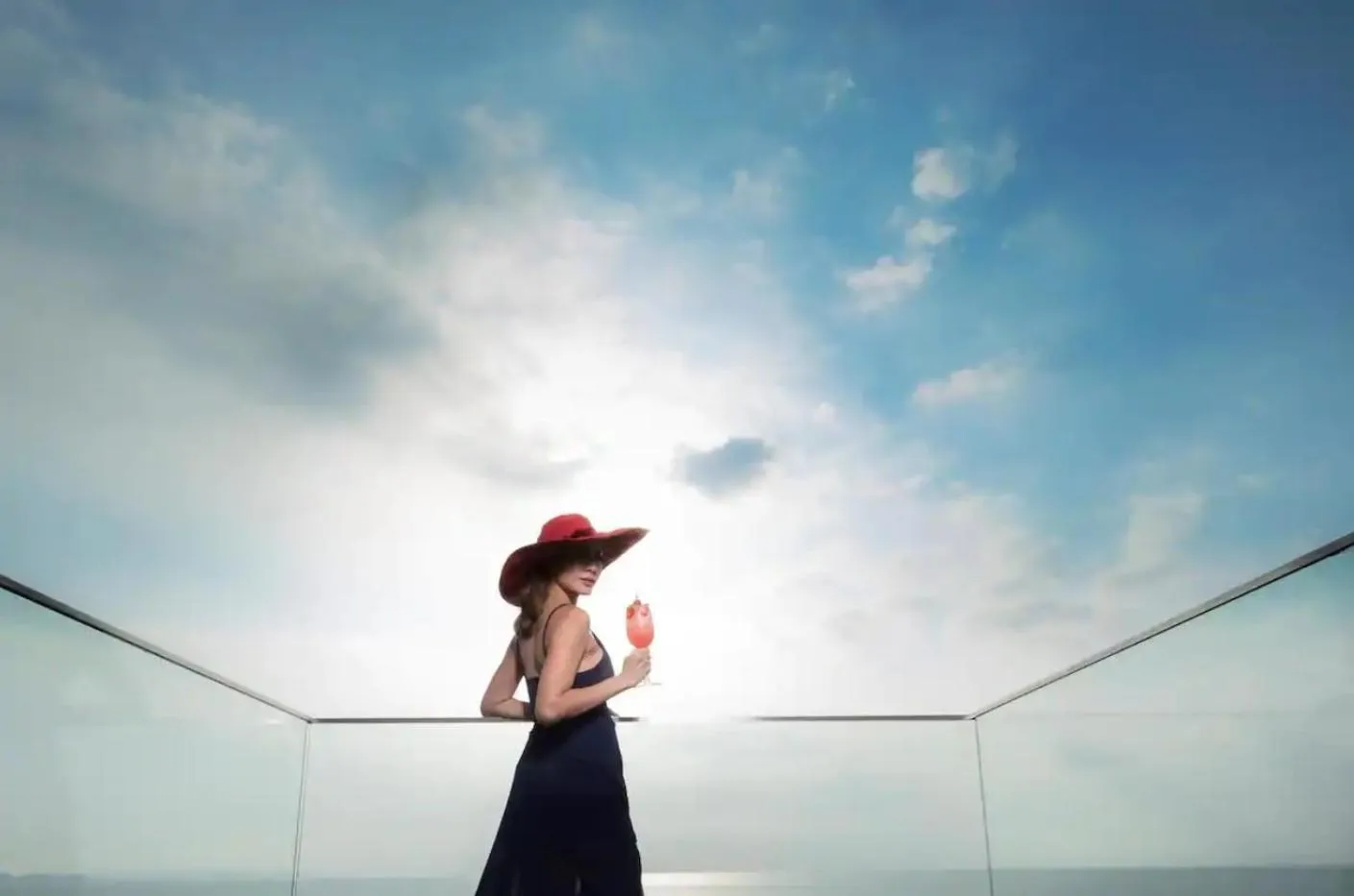 2BR Family Condo - Veranda Pattaya - Beachfront