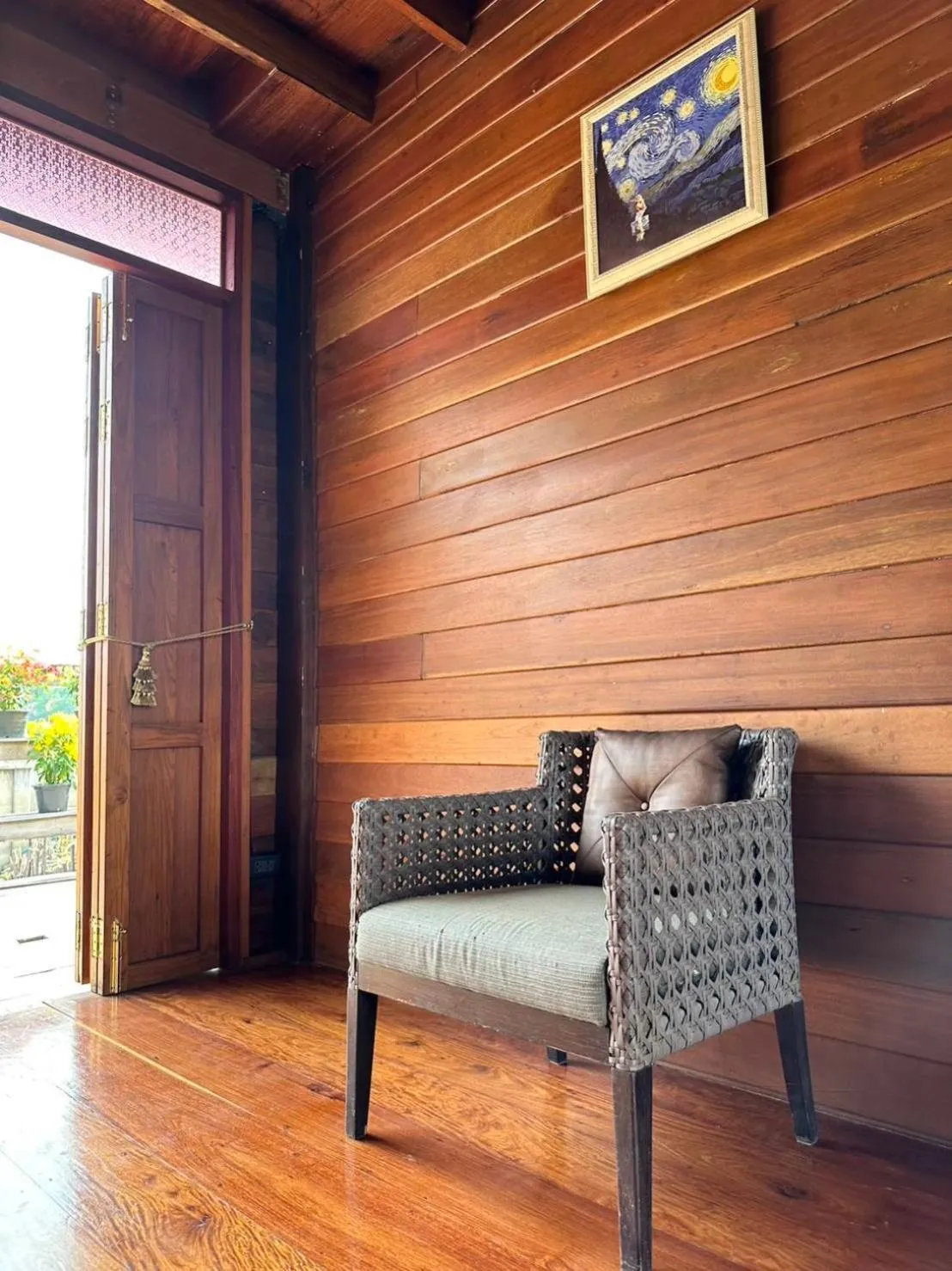 Seating area in RuenKijja