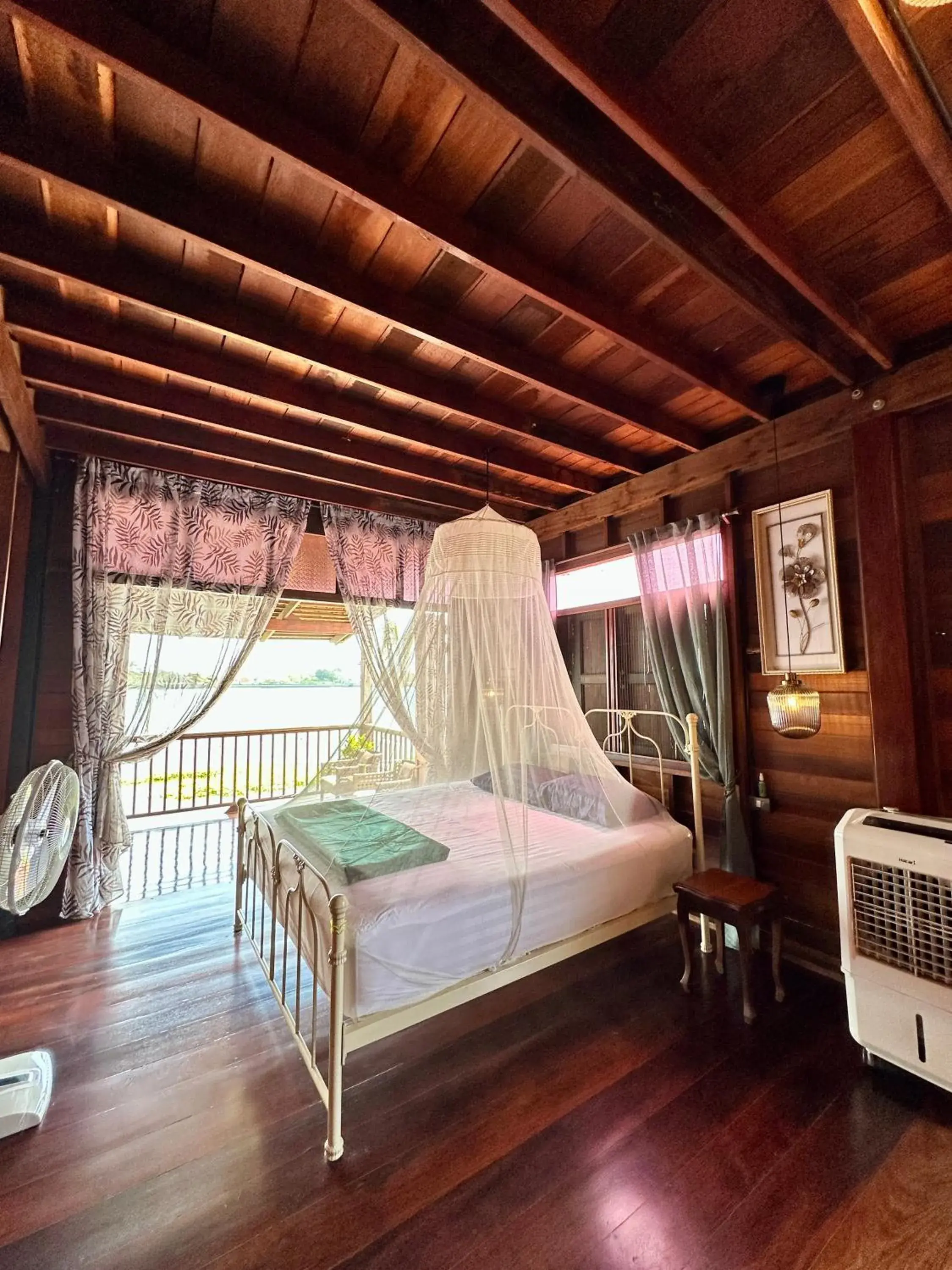 Deluxe River View - single occupancy in RuenKijja Deluxe River View - single occupancy in RuenKijja