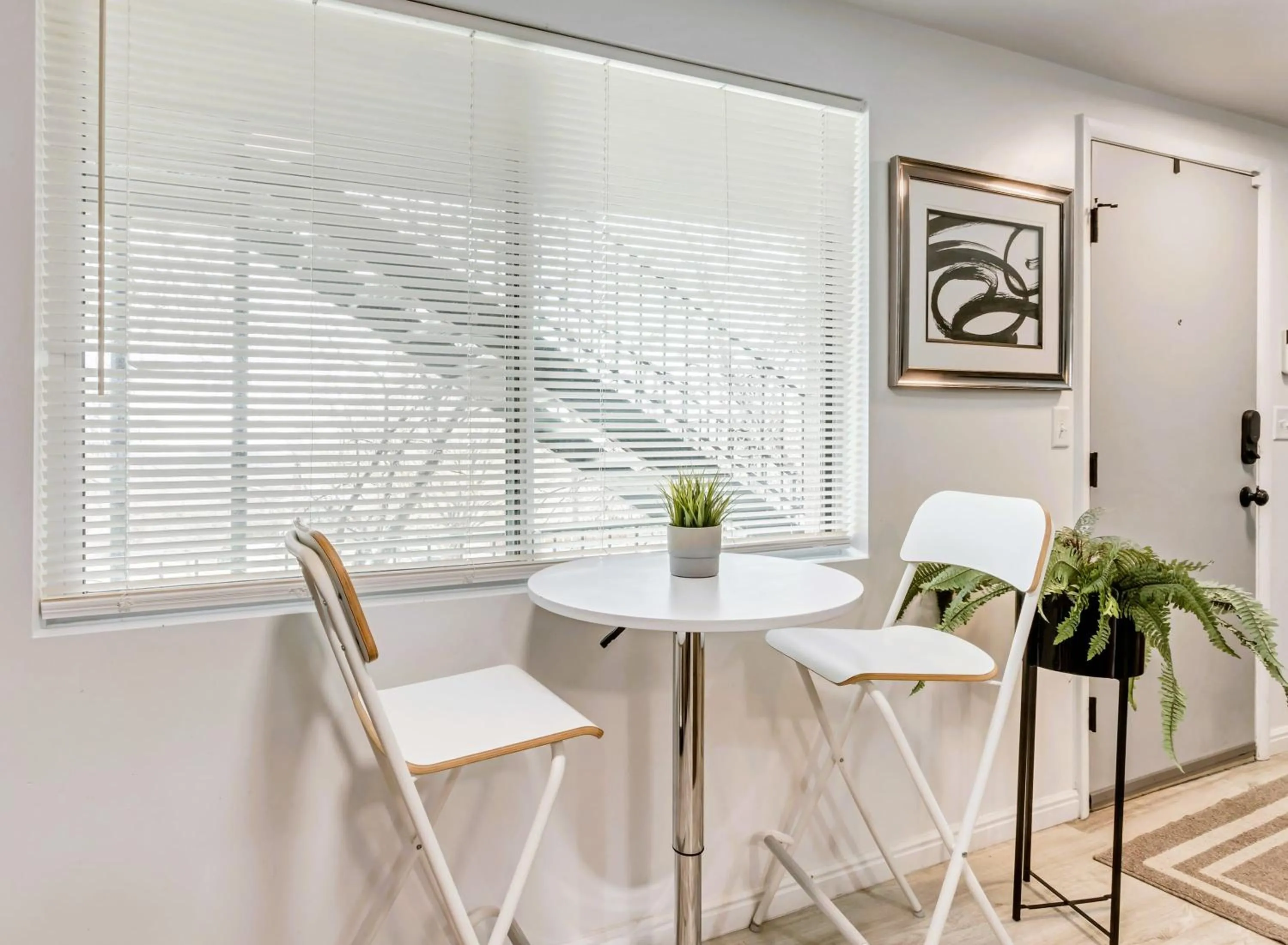 Seating area in Marmalade by Cloud Dream Homes