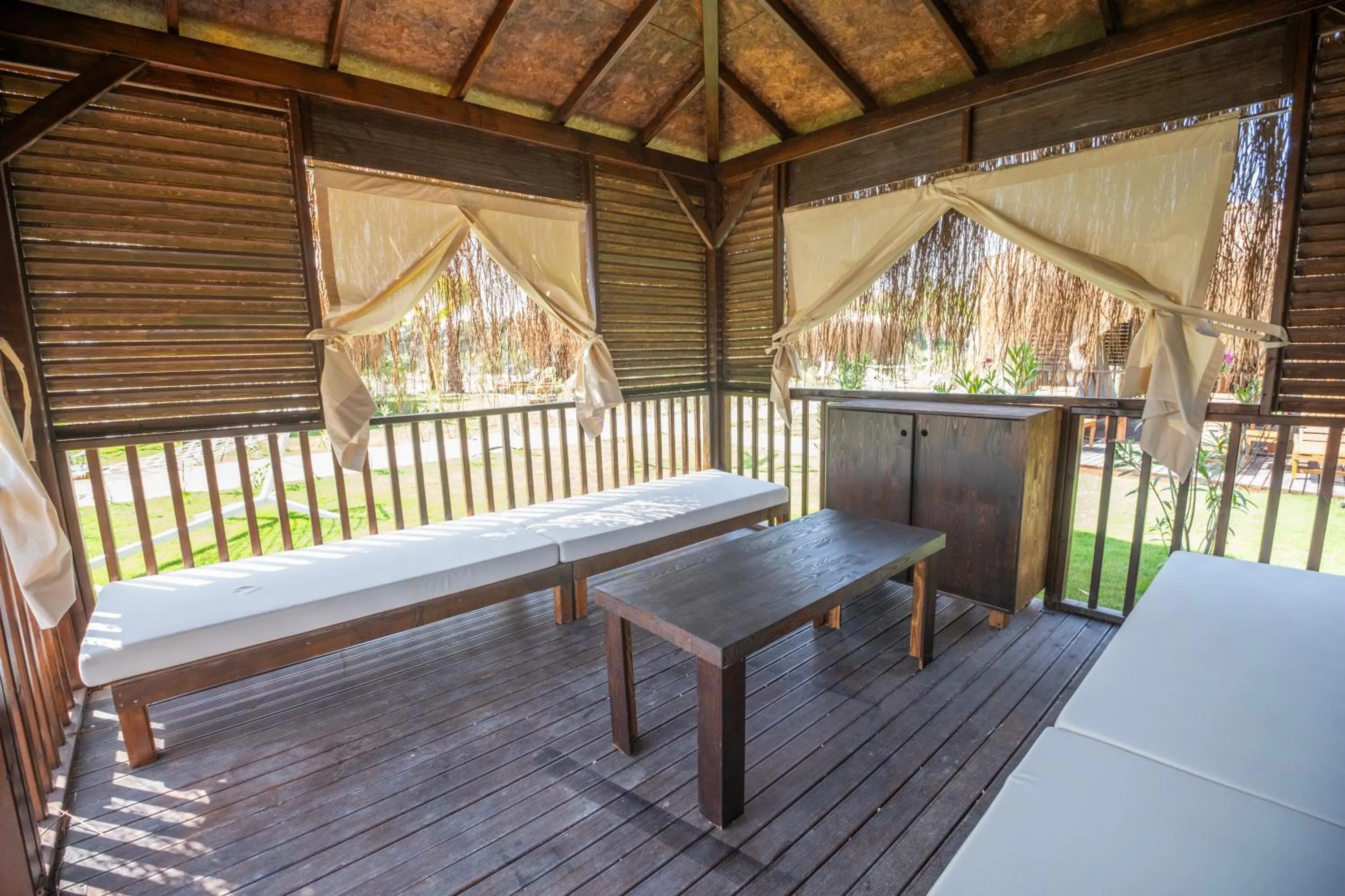 Beach in Sirius Town Residence and Spa