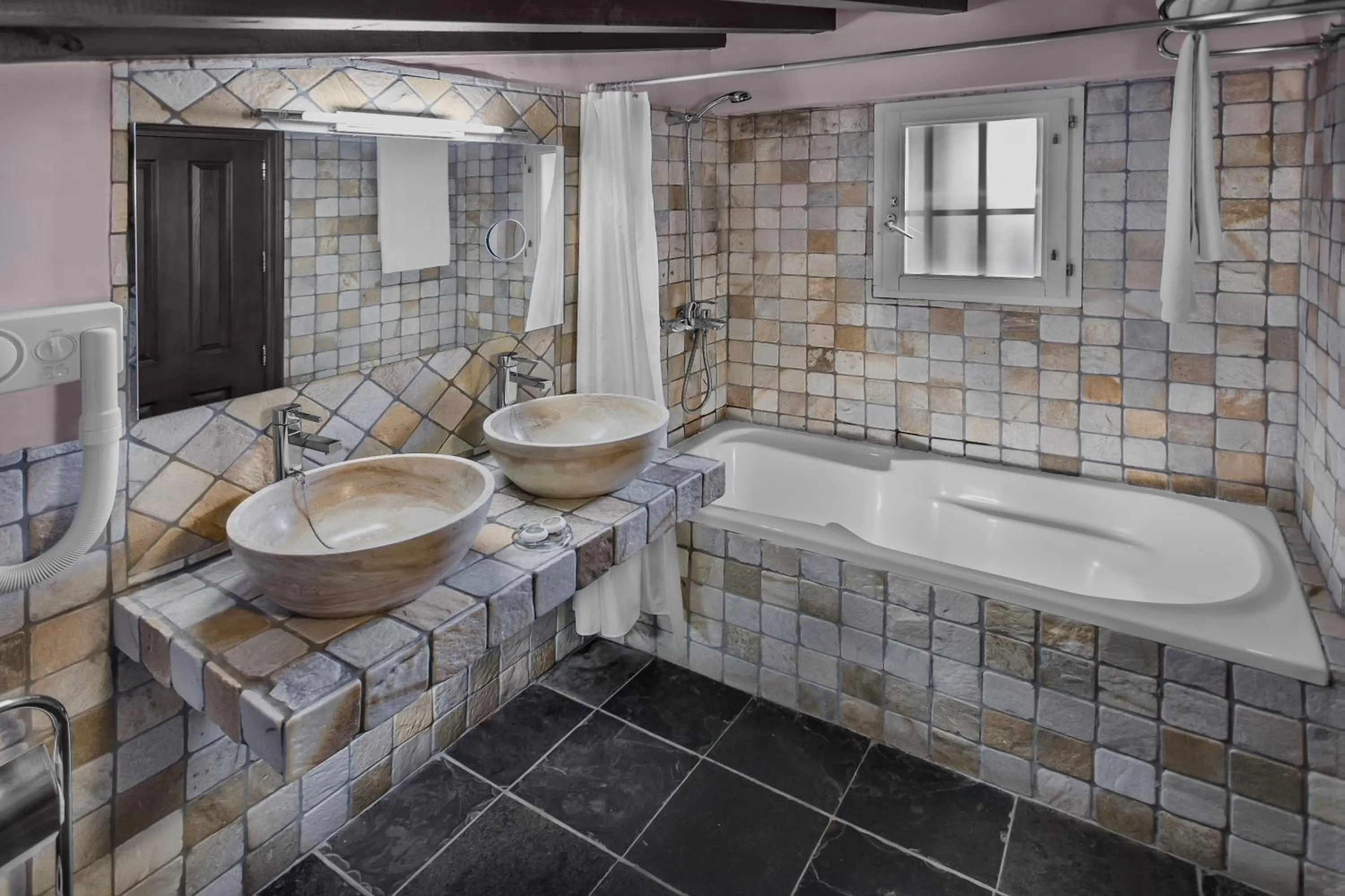 Bathroom in El Rey Moro Hotel Boutique