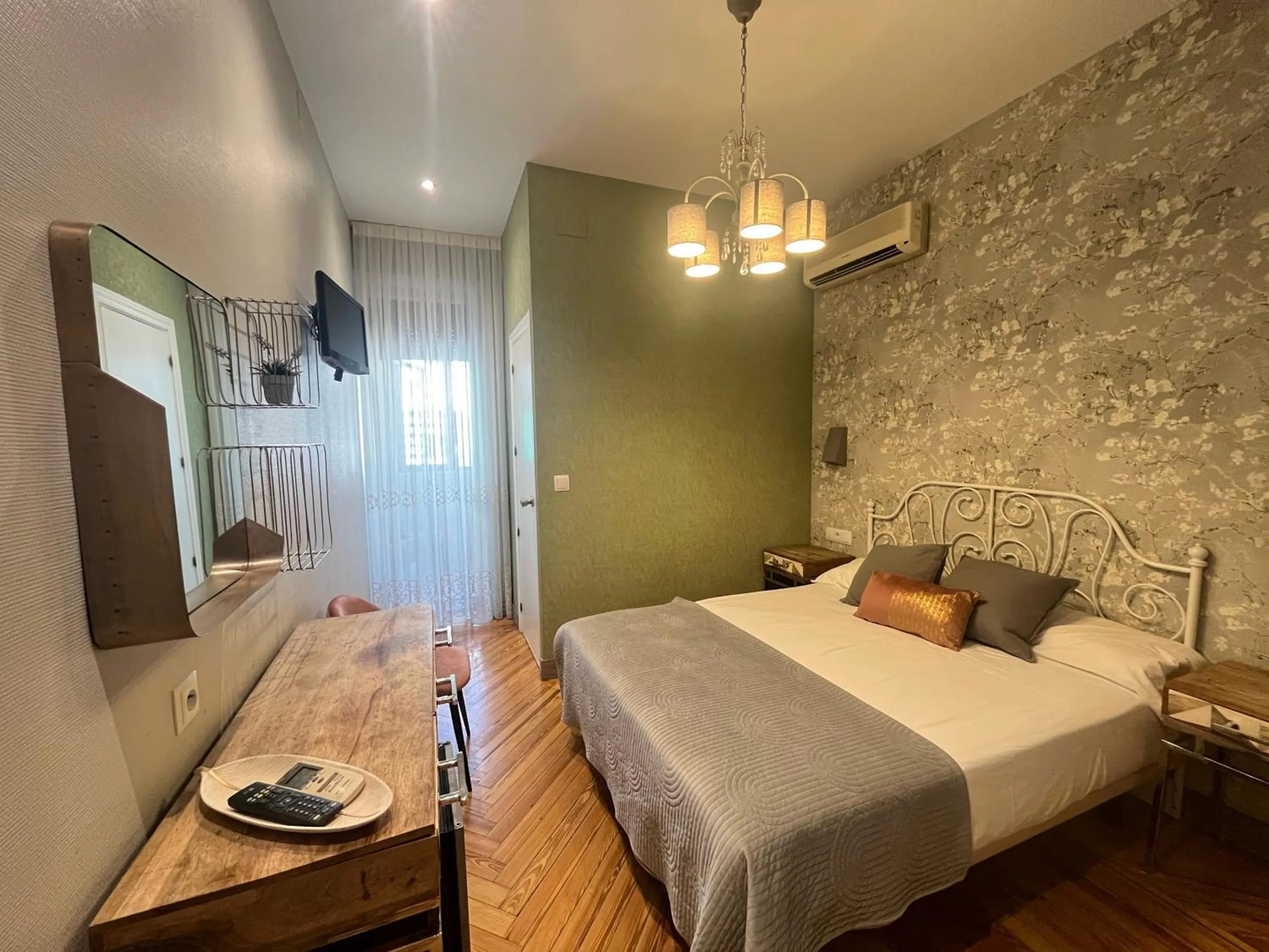 Photo of the whole room, Bed in Hostal Avenida