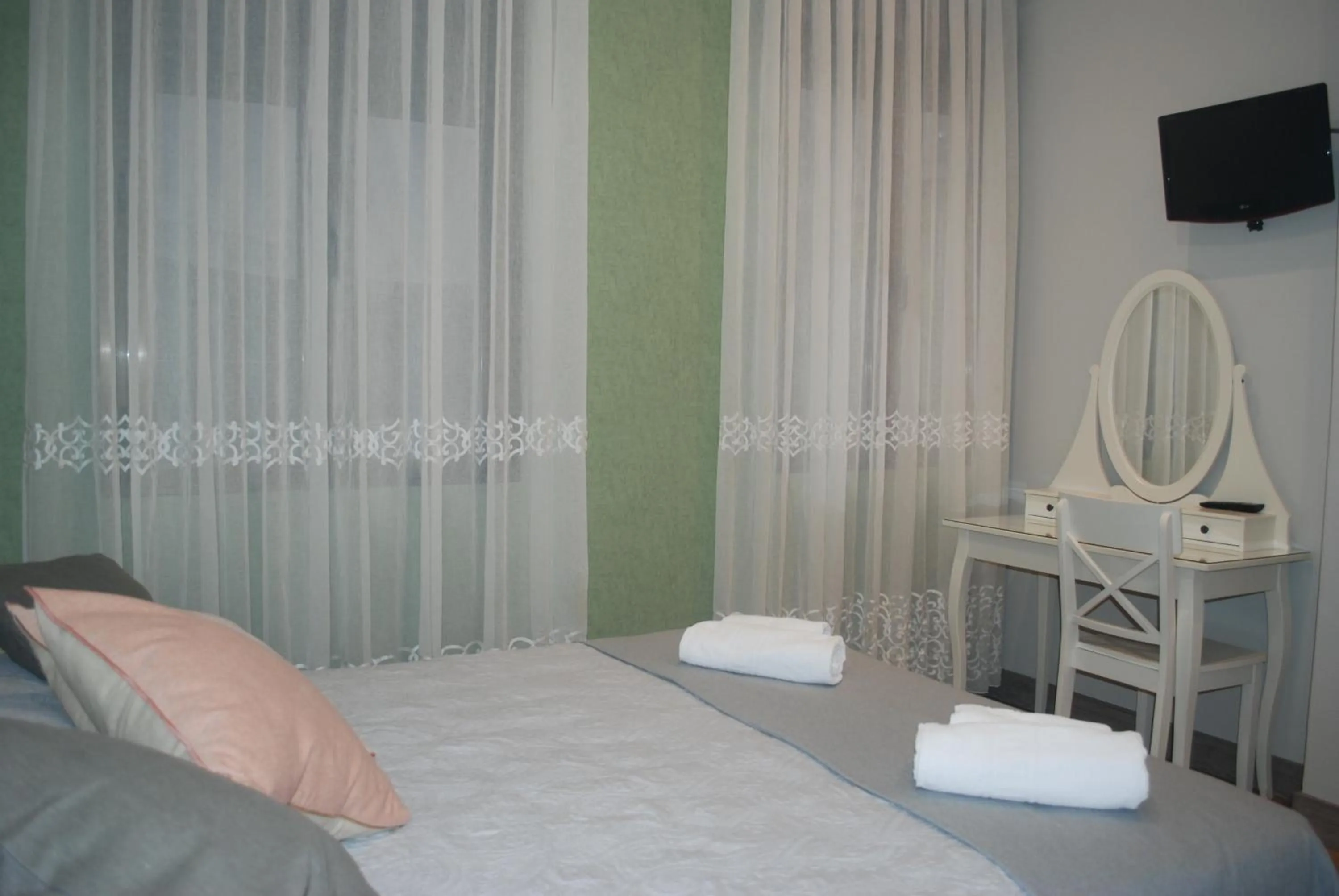 Photo of the whole room, Bed in Hostal Avenida