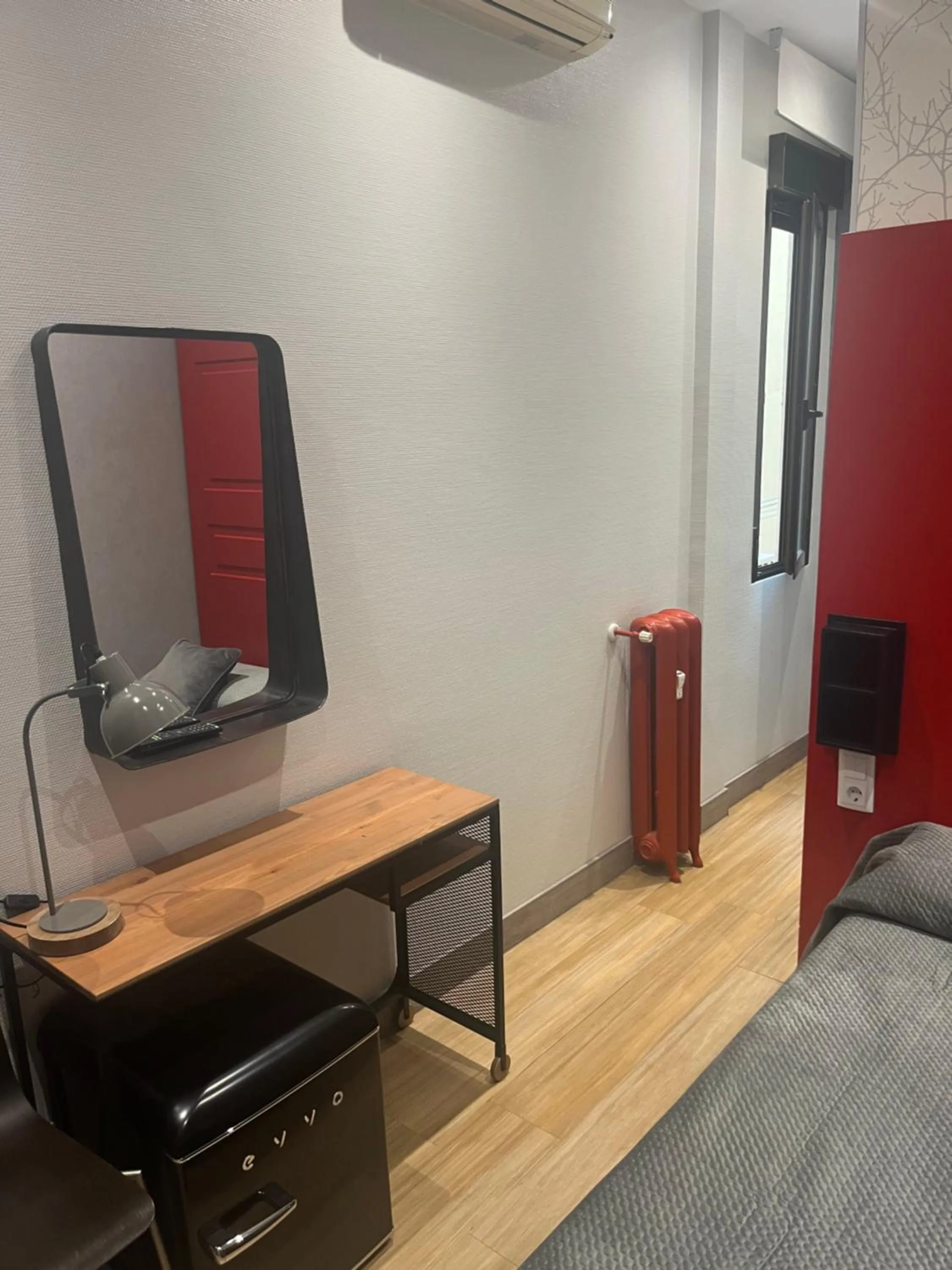 hair dresser in Hostal Avenida