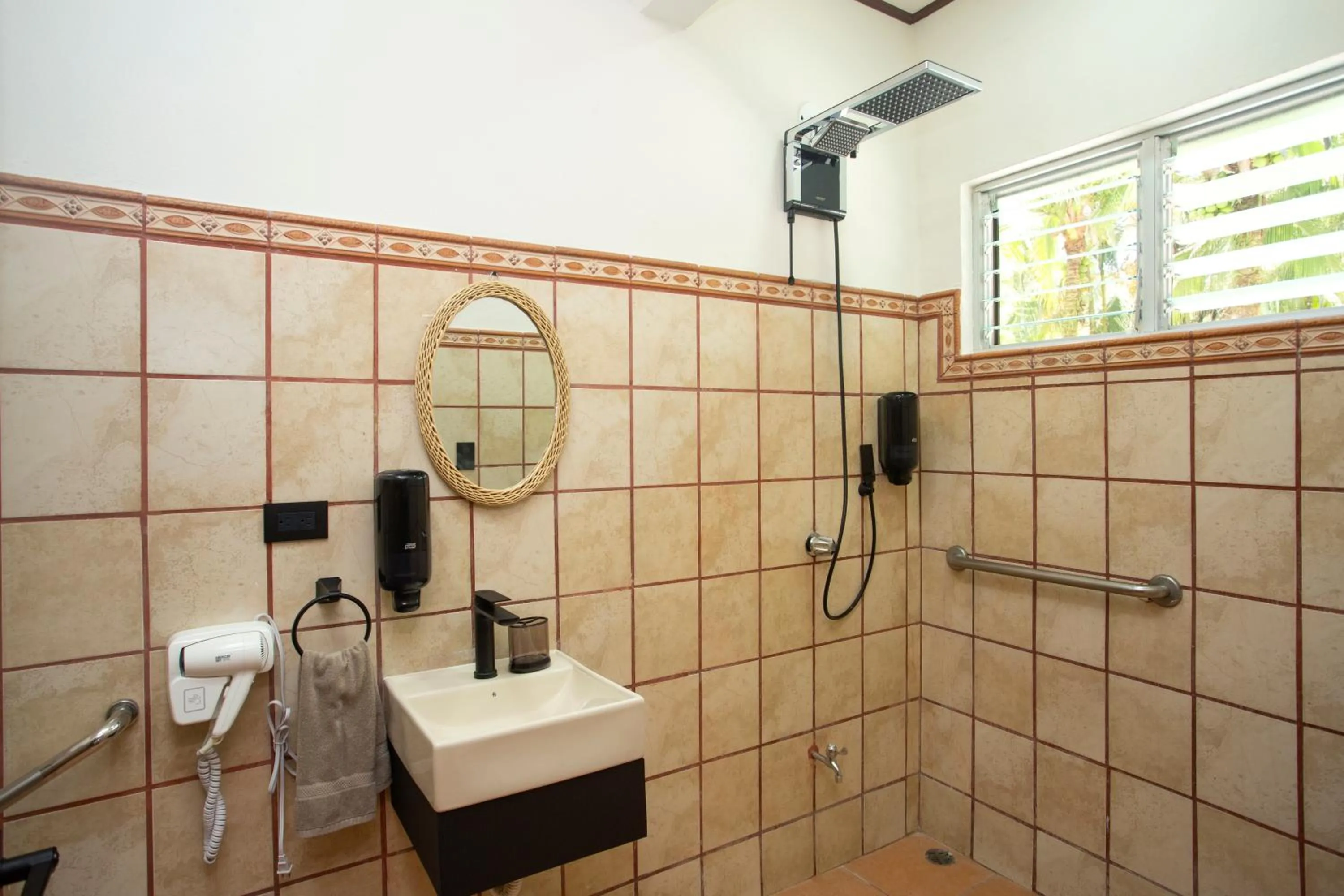 Shower in Manzanillo Caribbean Resort