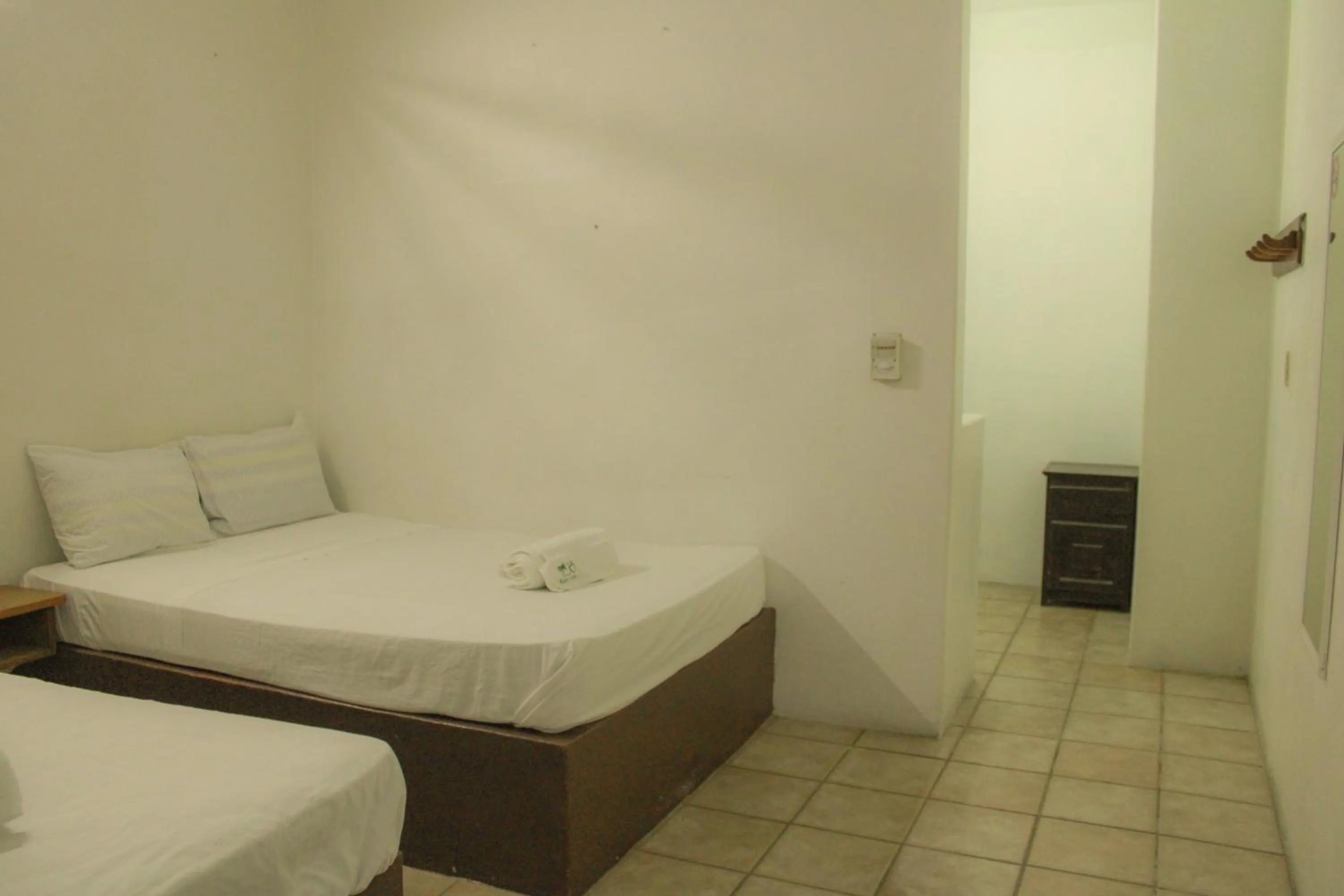 Bedroom, Bed in Hotel OM DownTown