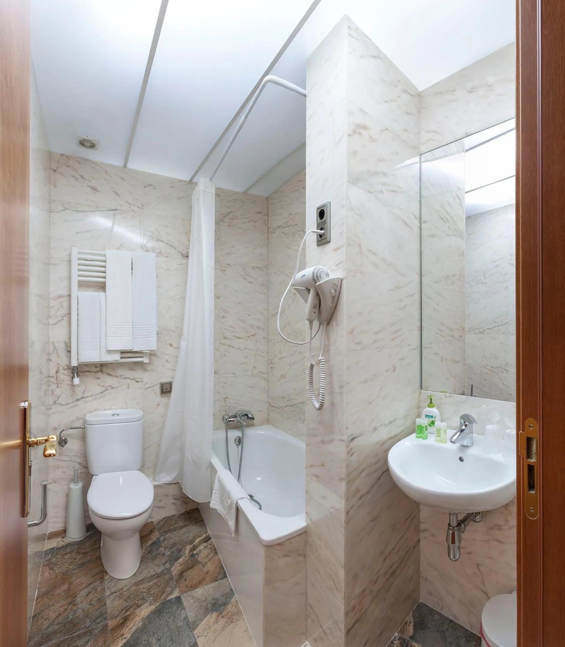 Bathroom in Alba Hotel